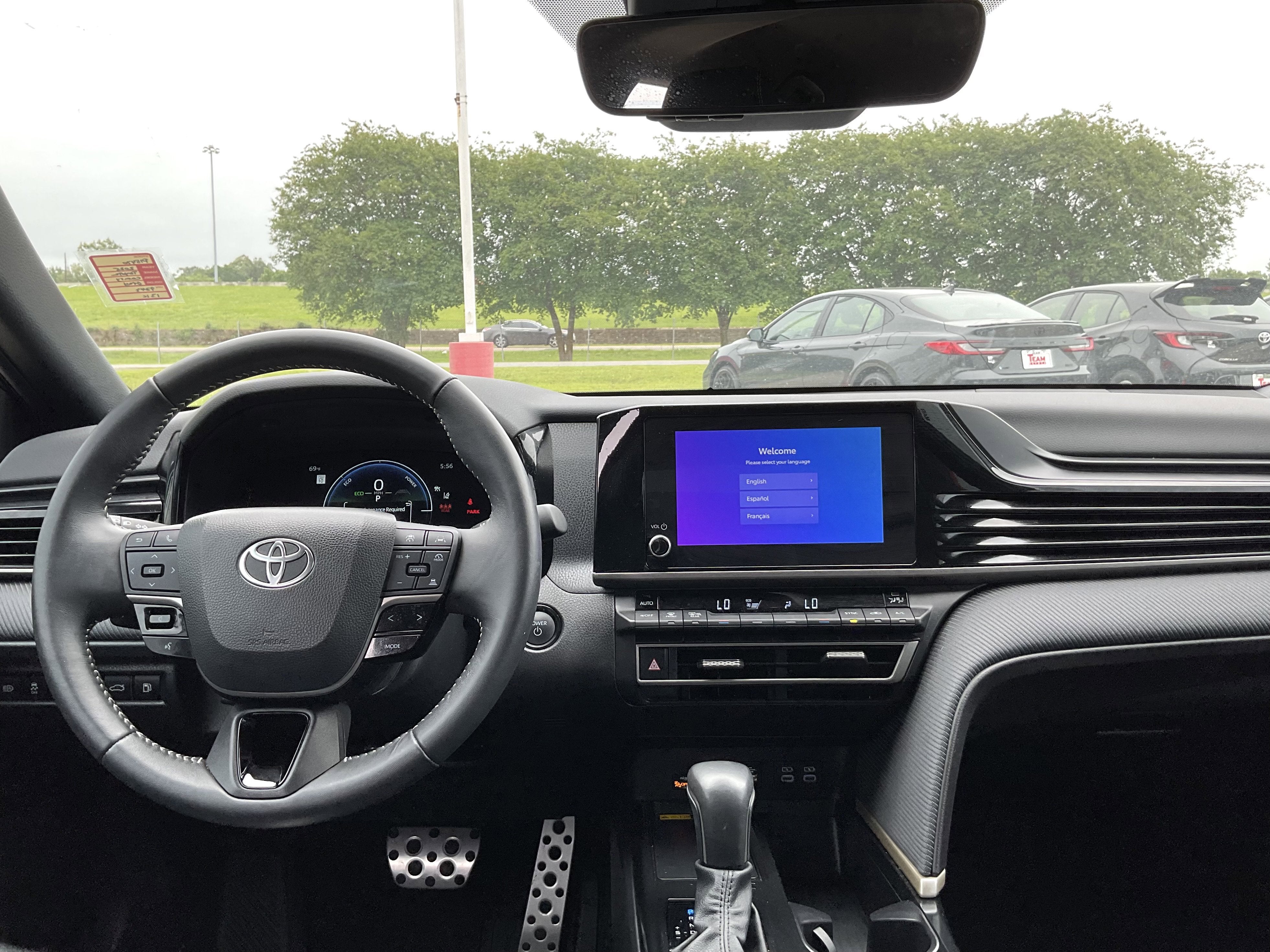 2025 Toyota CAMRY SE