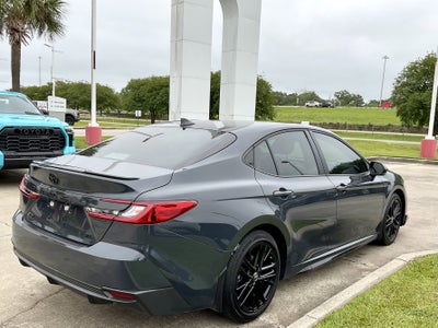2025 Toyota CAMRY SE
