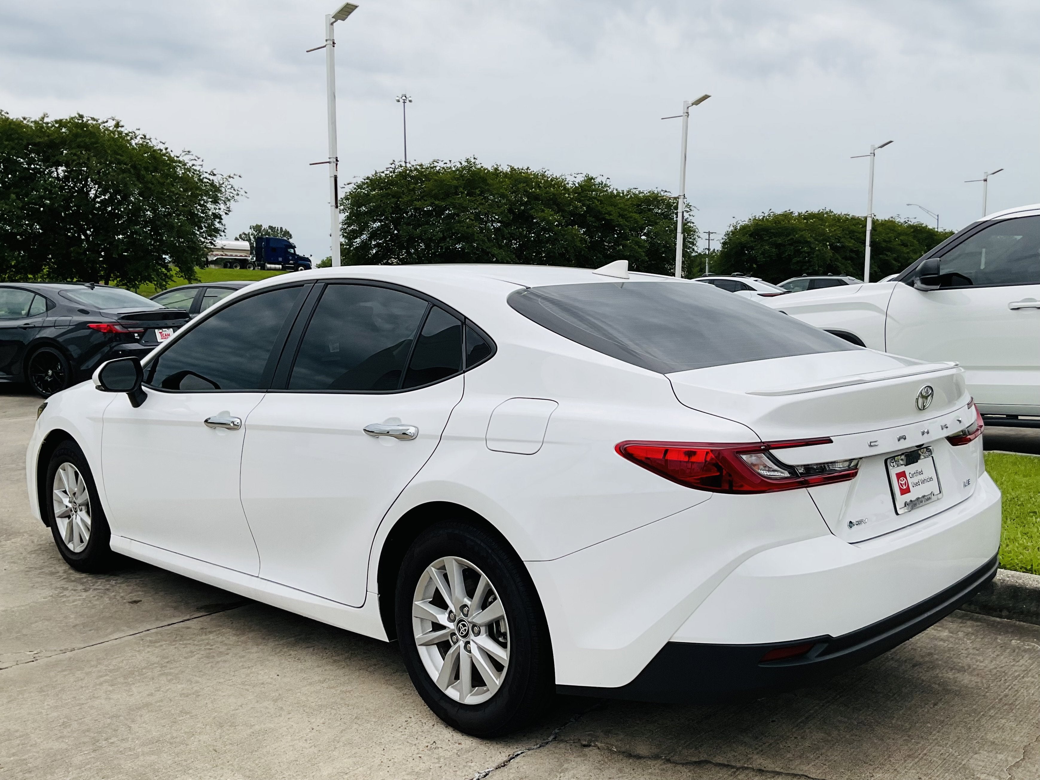 2025 Toyota CAMRY LE