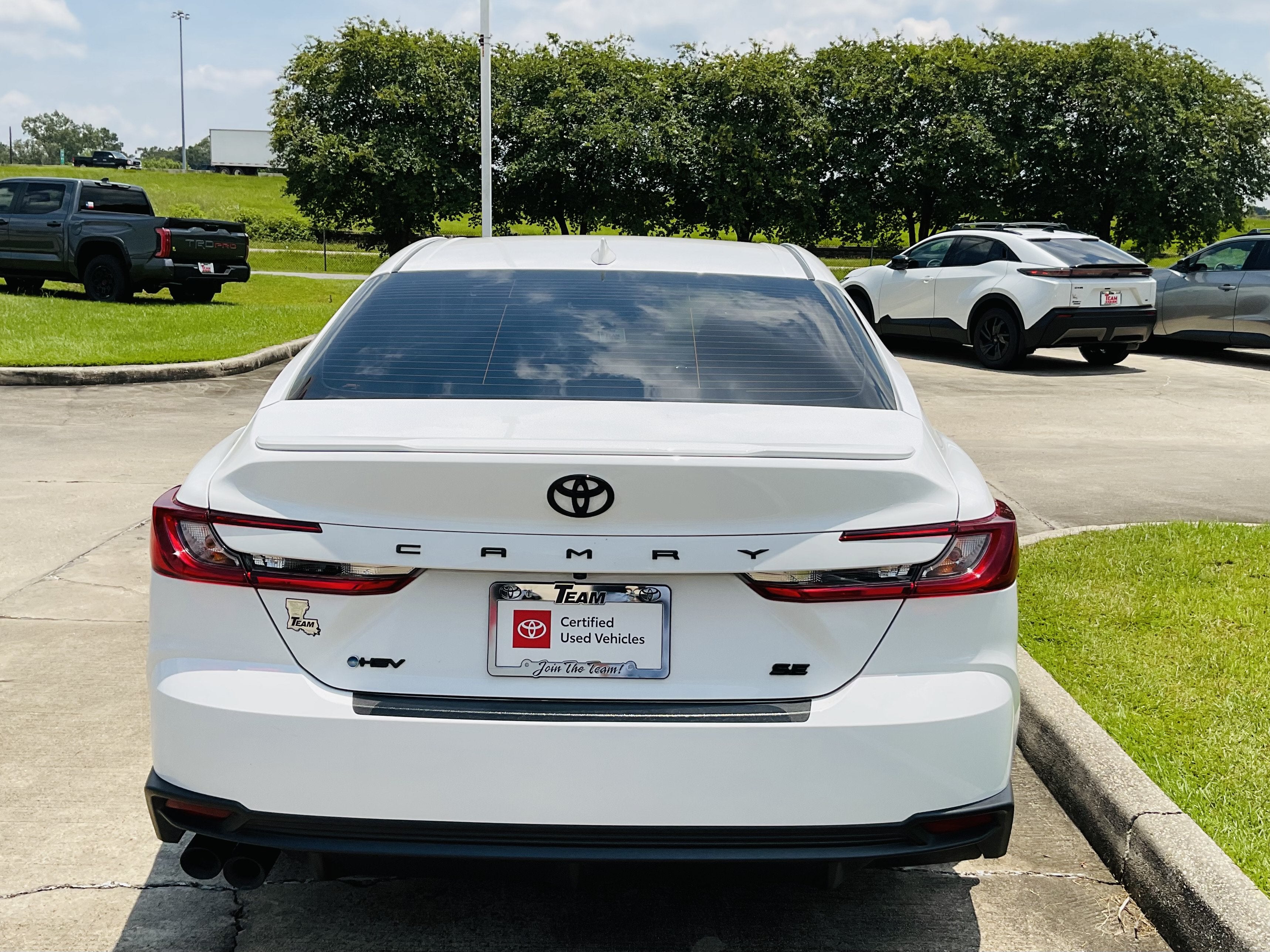 2025 Toyota Camry SE