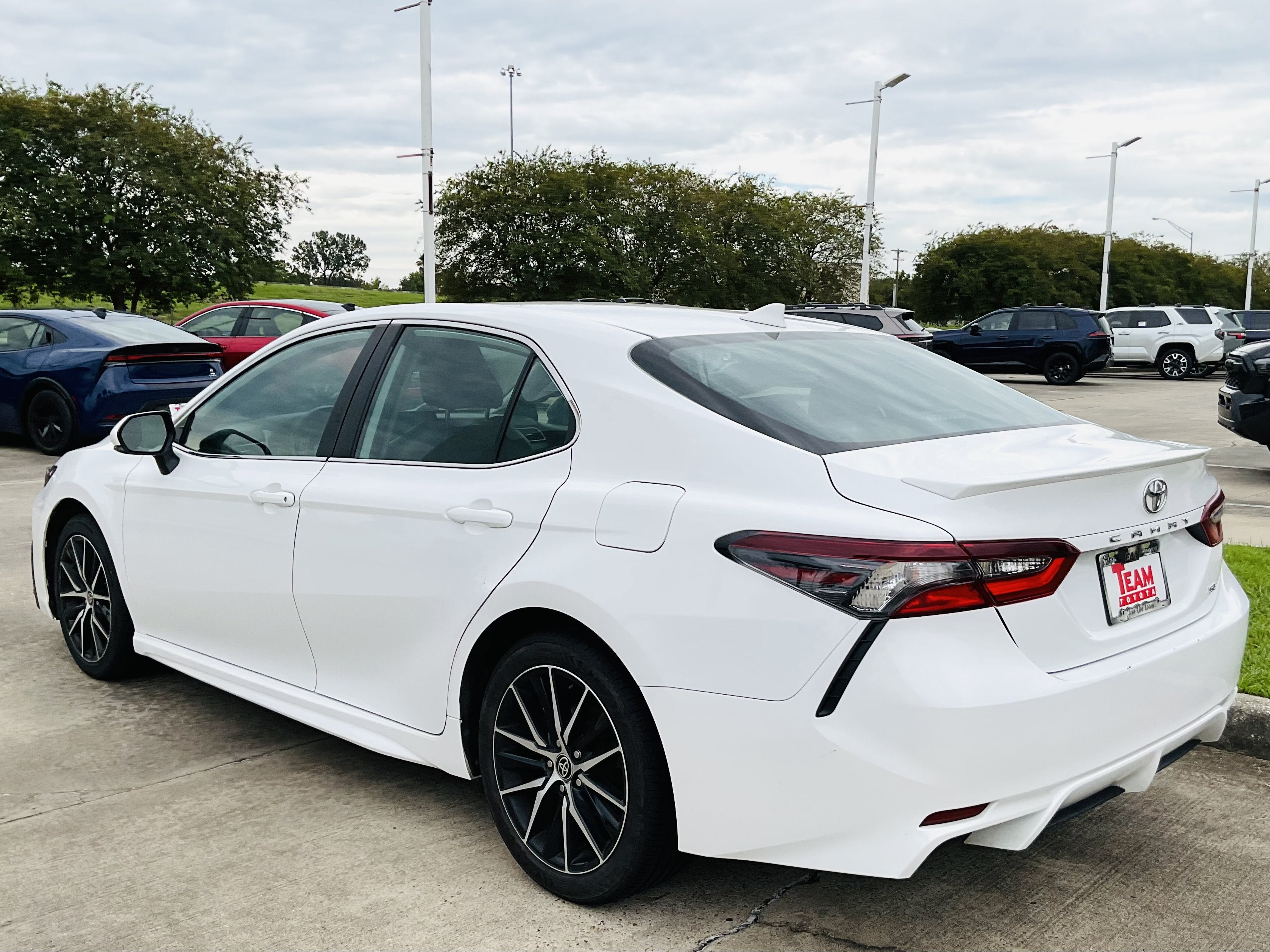 2024 Toyota Camry SE