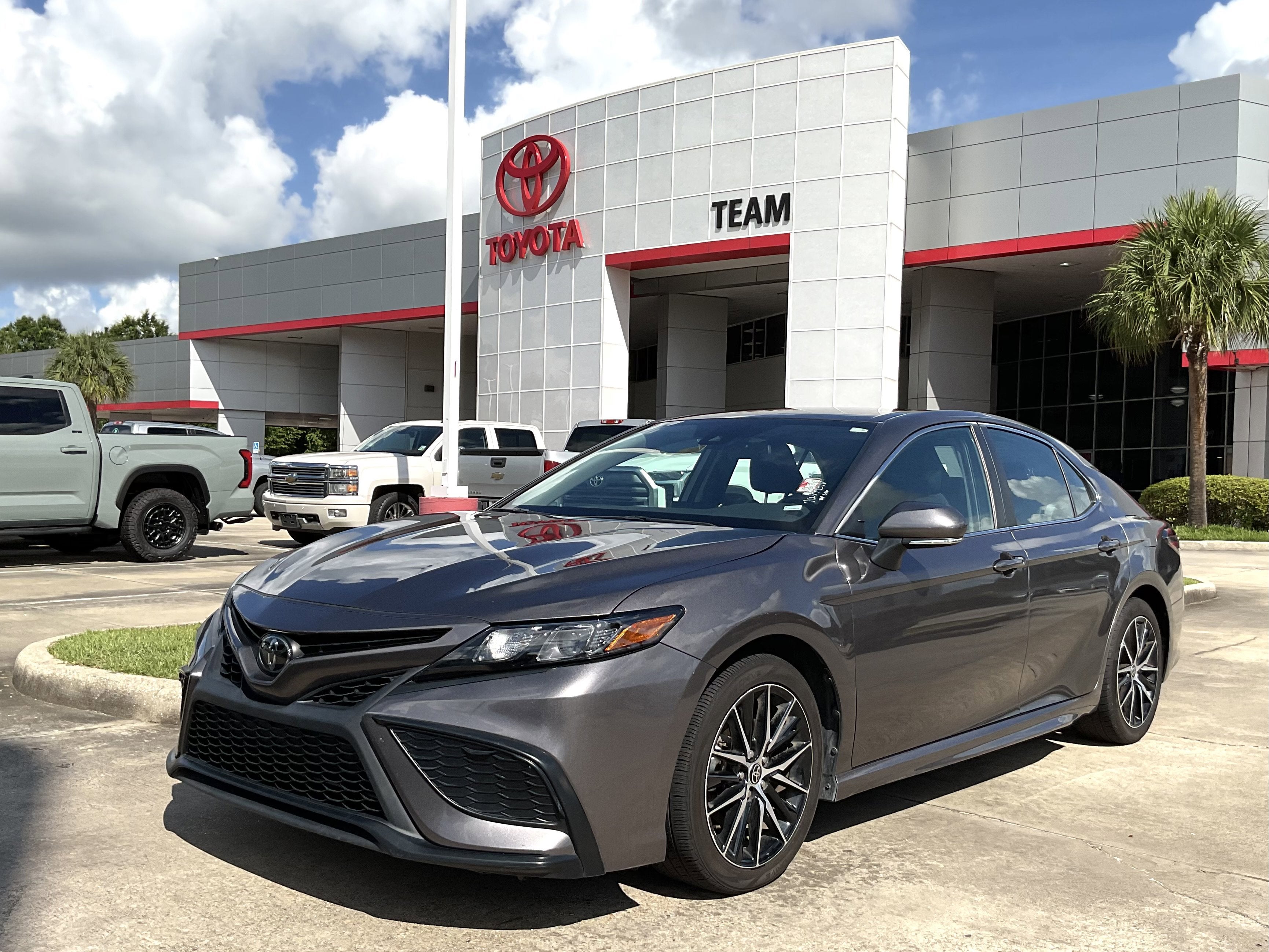 2024 Toyota Camry SE