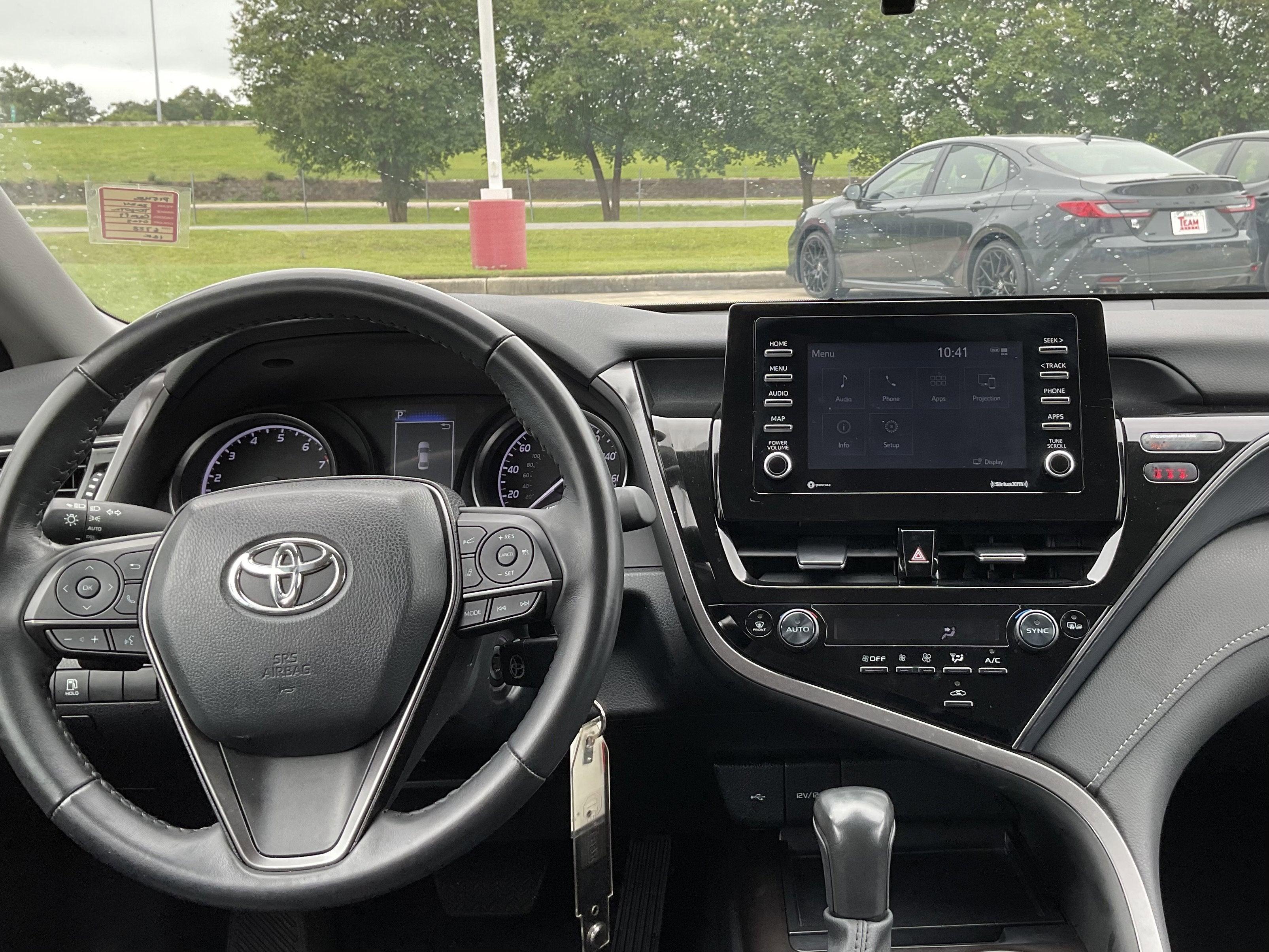 2024 Toyota CAMRY SE