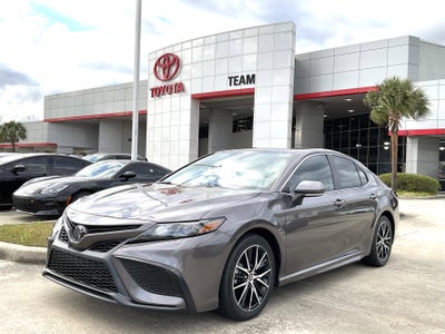 2023 Toyota CAMRY SE