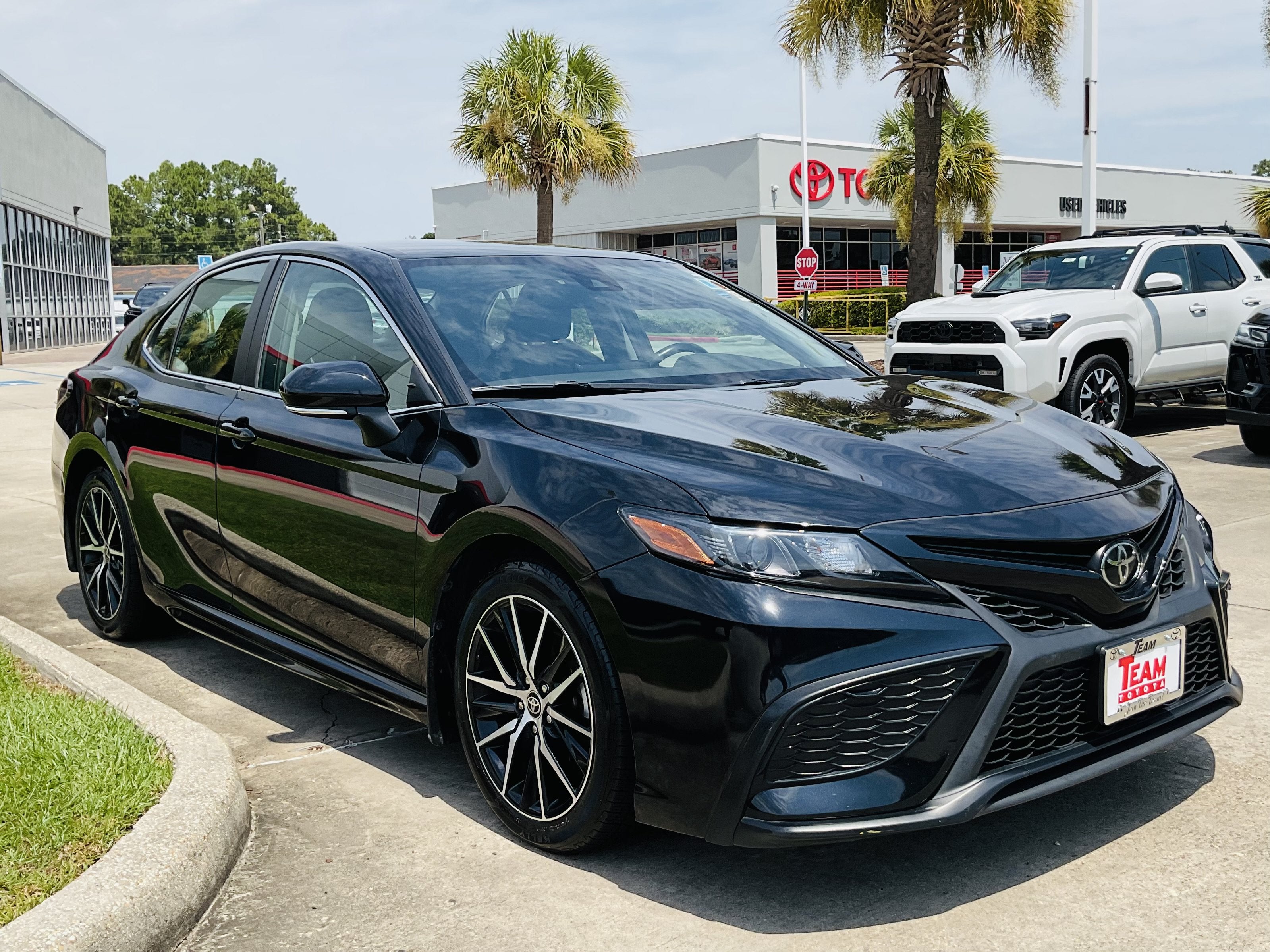 2024 Toyota Camry SE