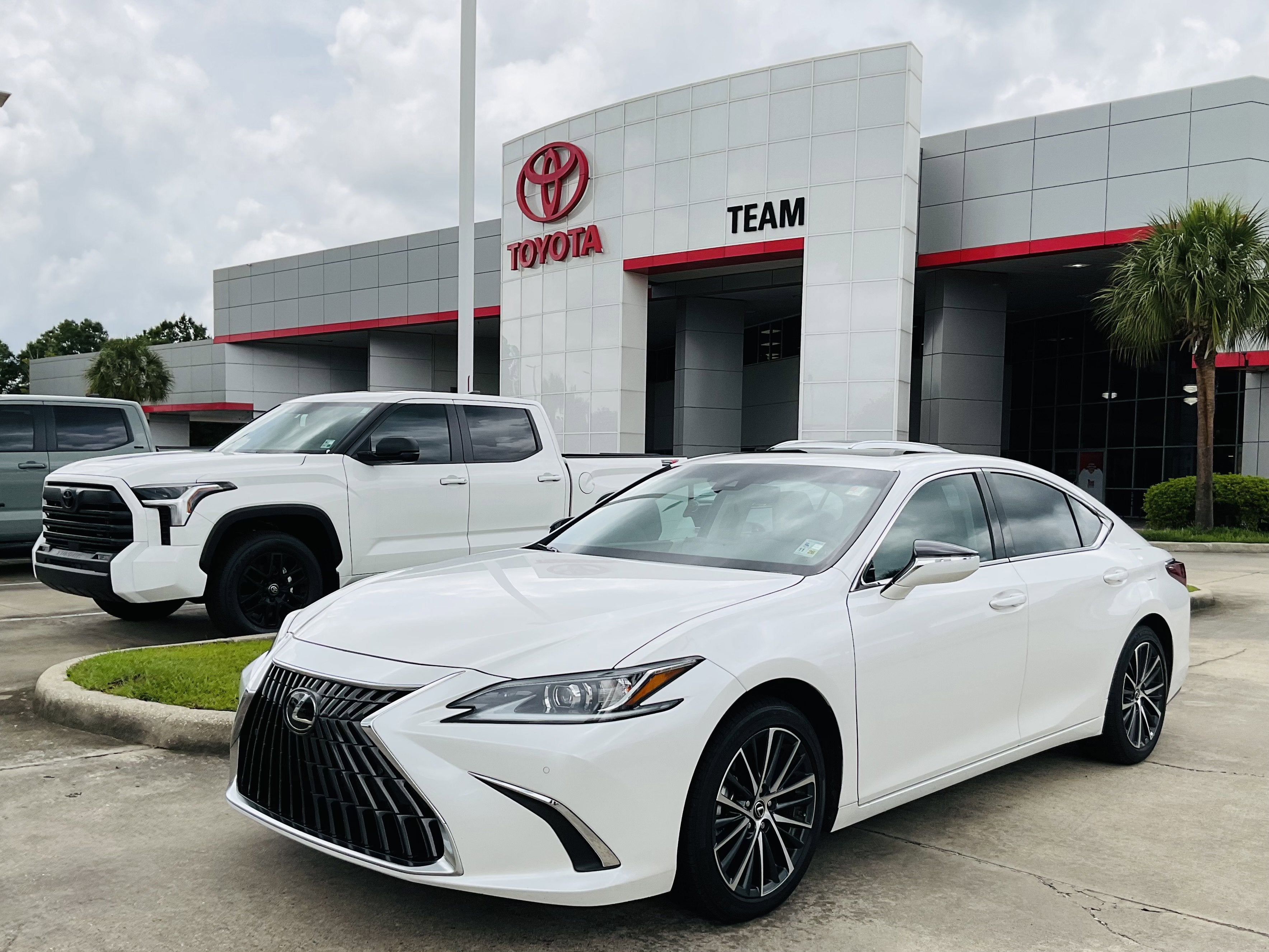 2025 Lexus ES 350 ES 350