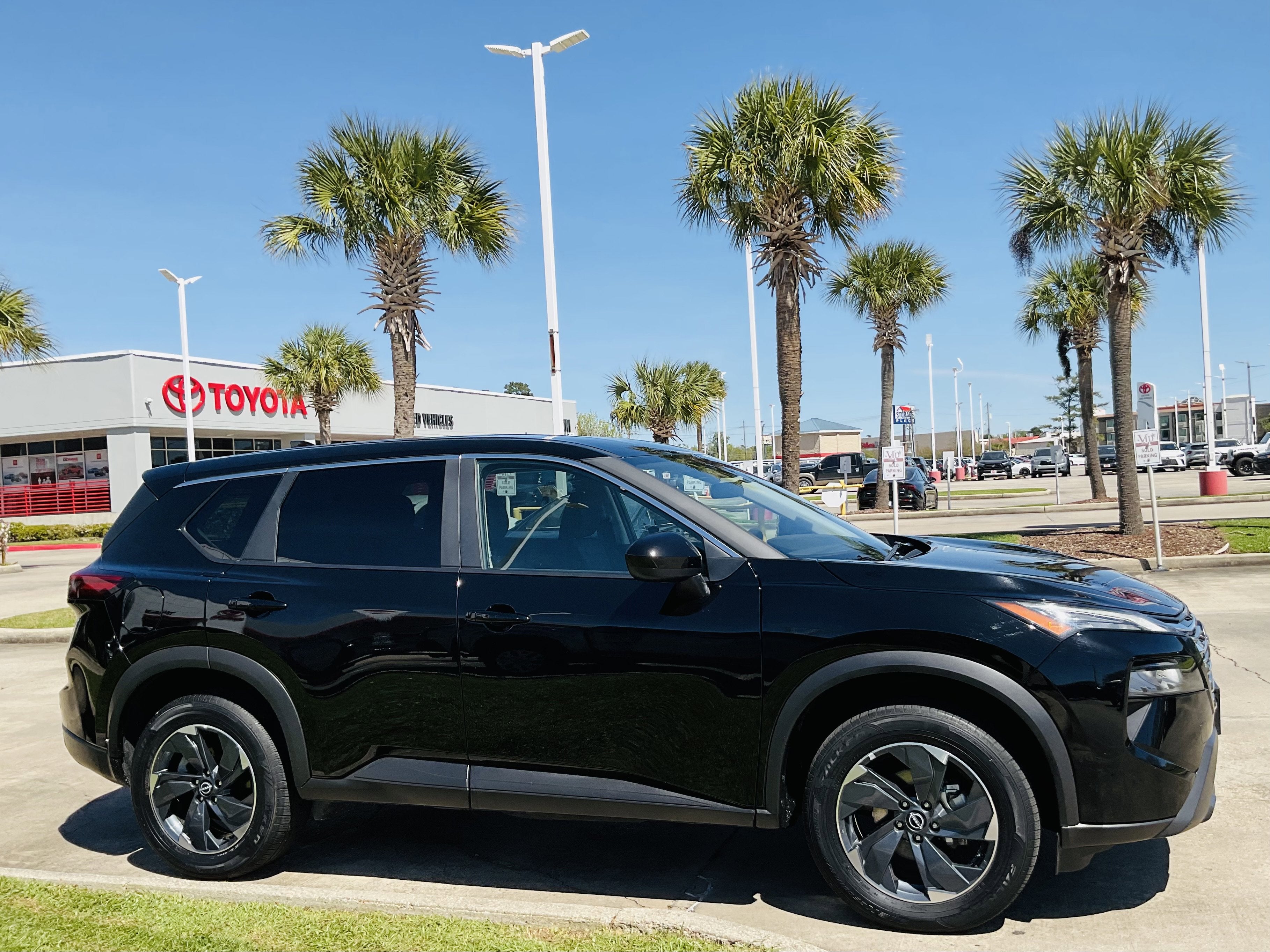 2025 Nissan Rogue SV