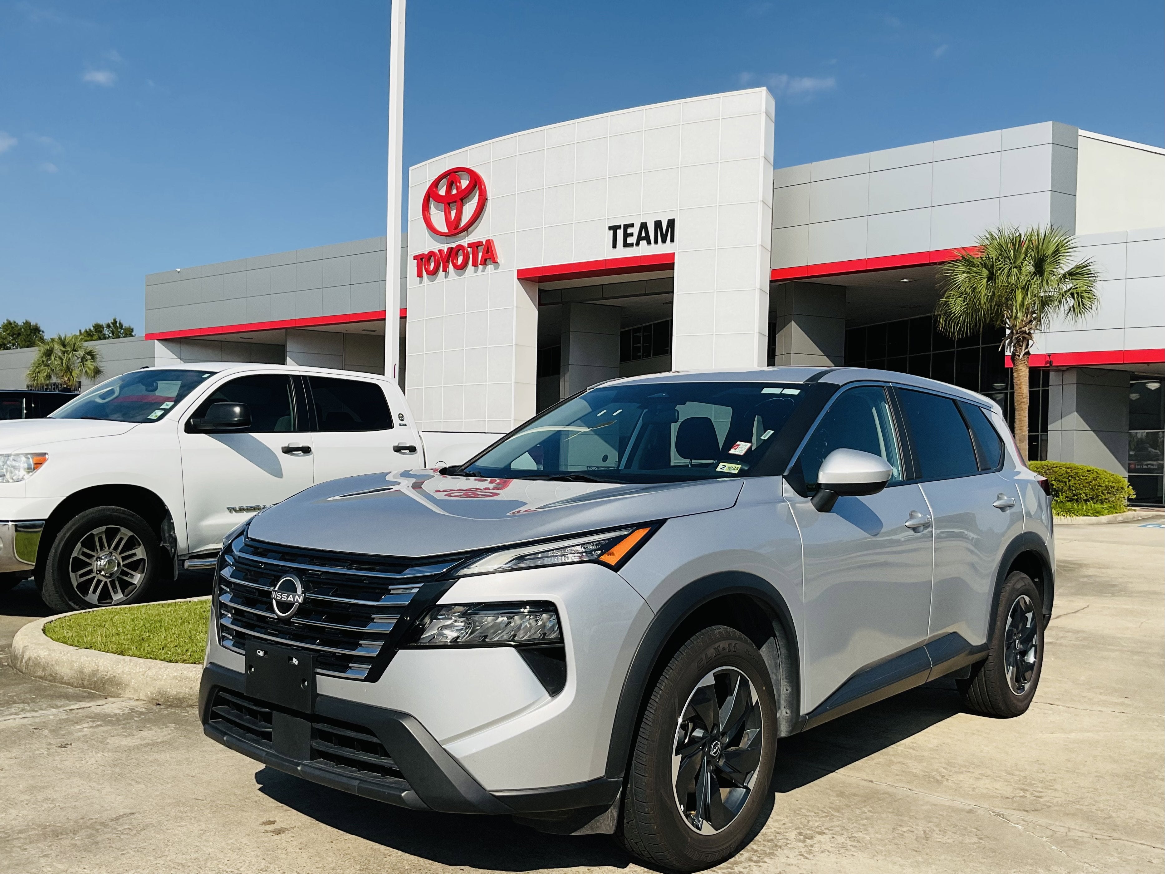 2024 Nissan Rogue SV