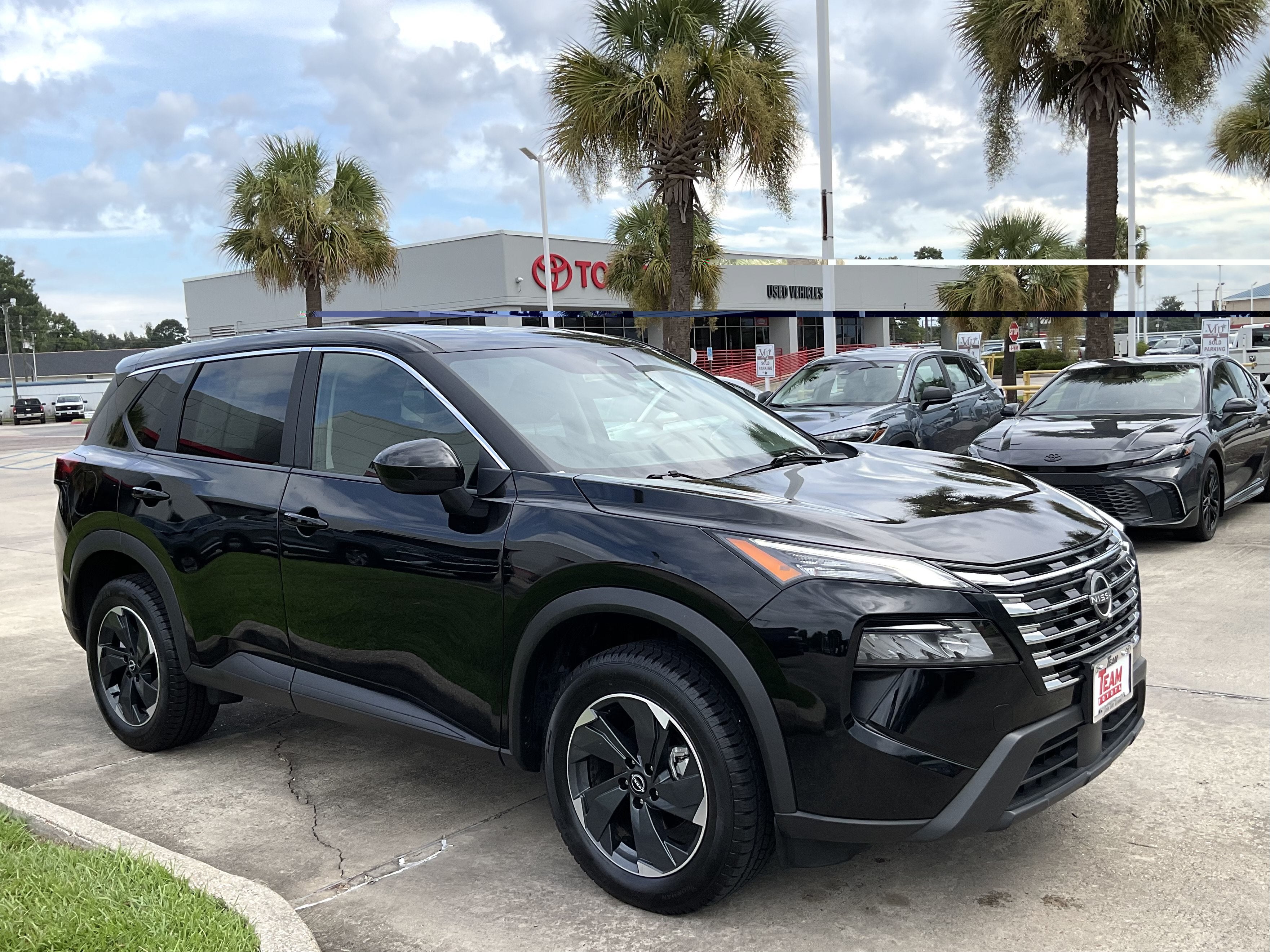 2025 Nissan Rogue SV
