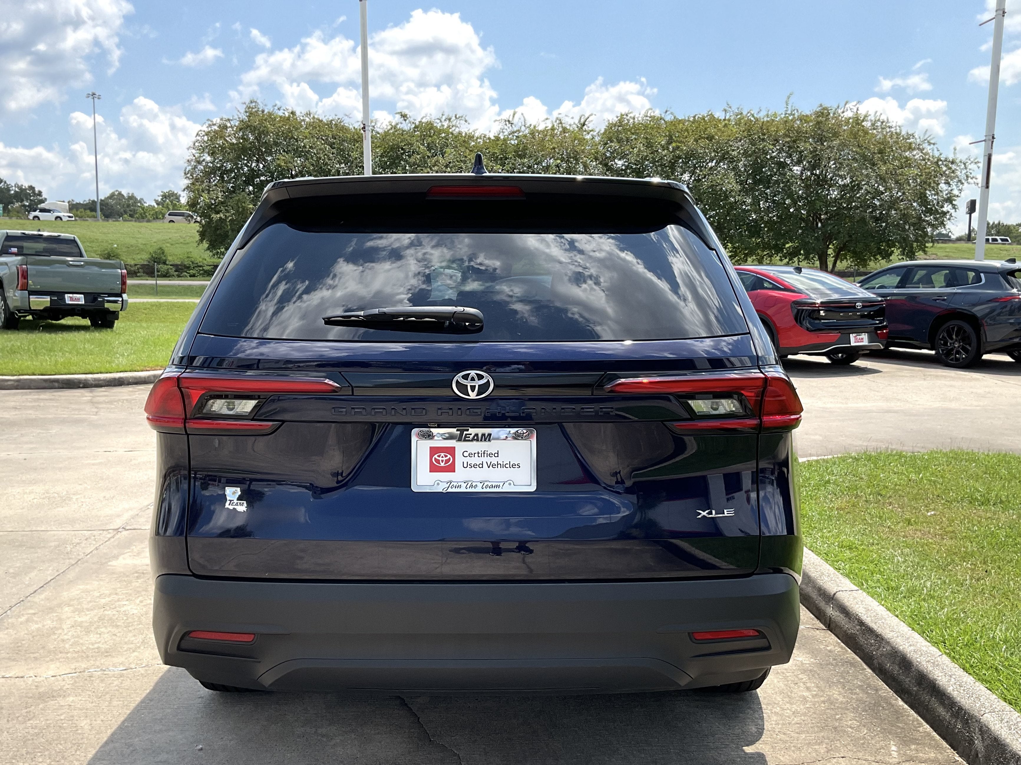 2025 Toyota Grand Highlander LE
