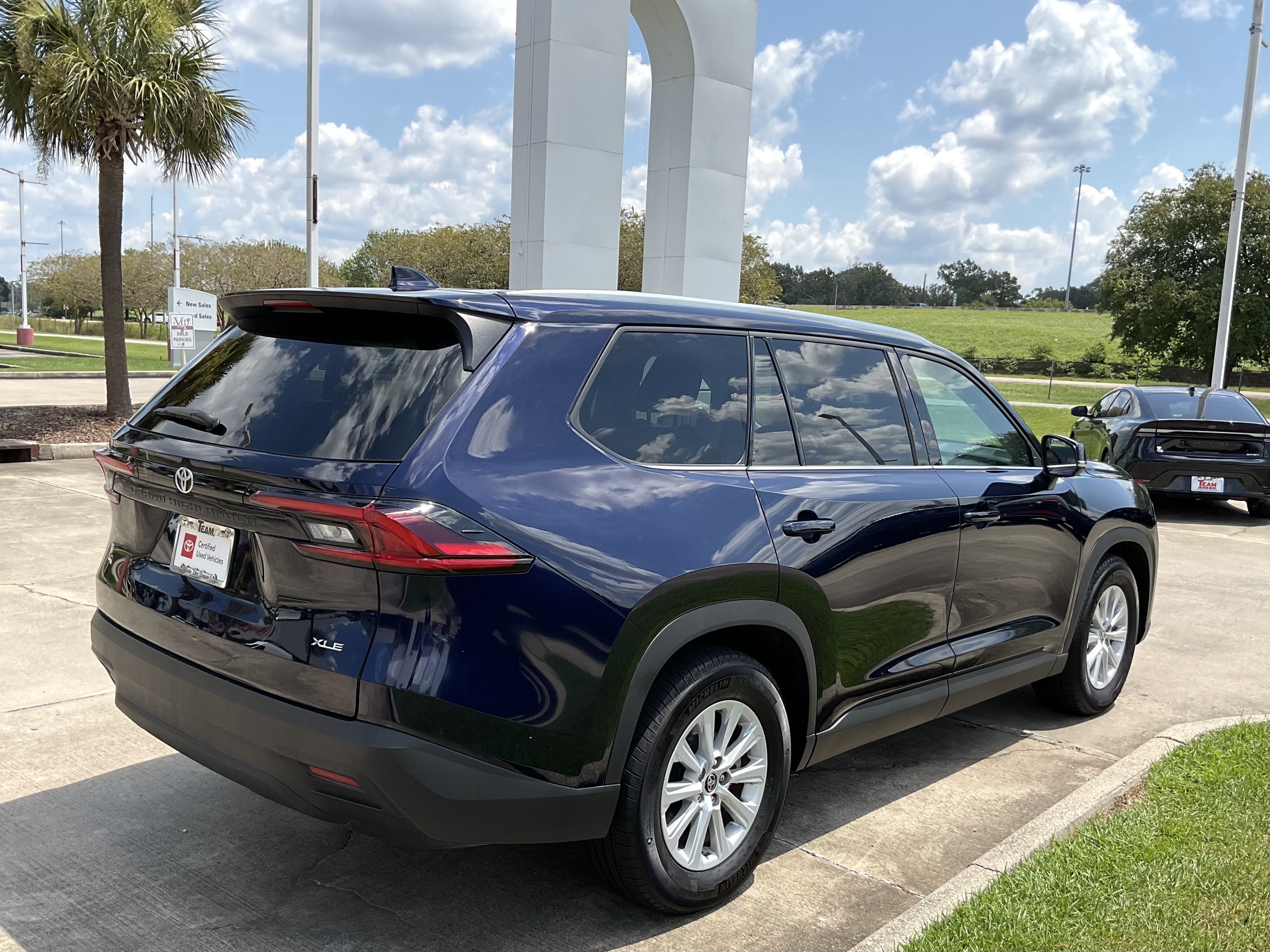 2025 Toyota Grand Highlander LE