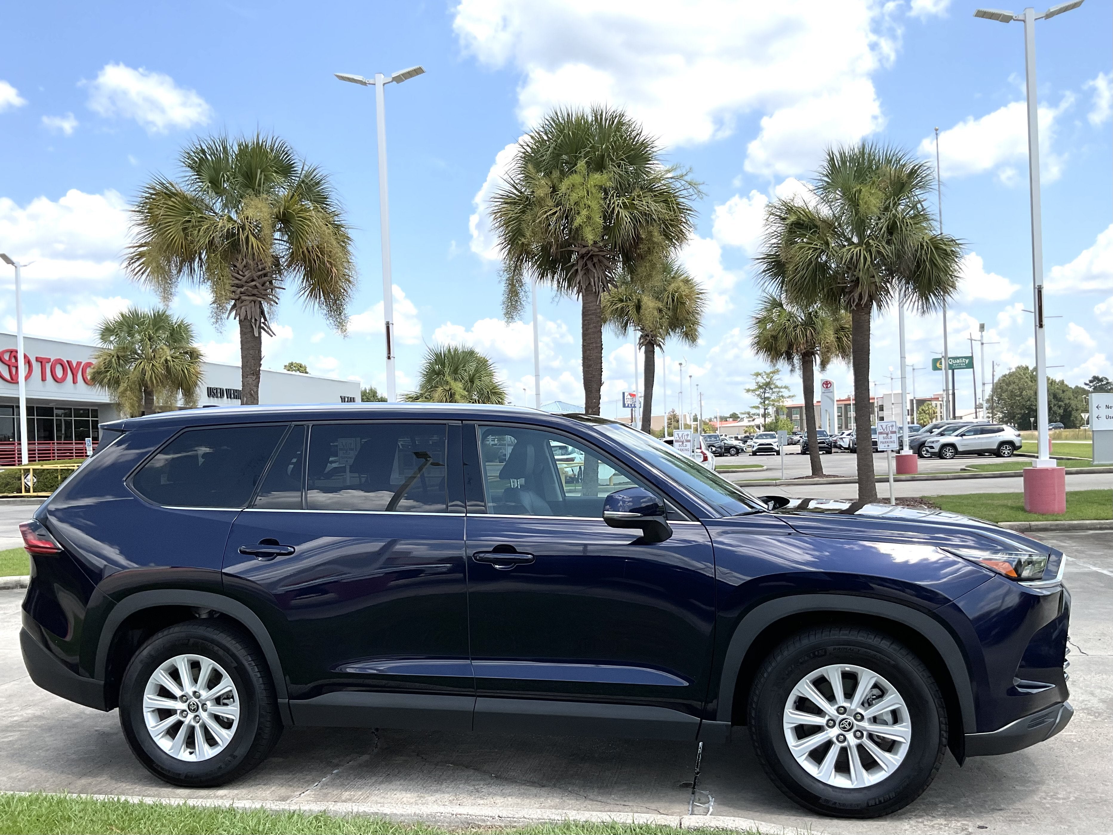 2025 Toyota Grand Highlander LE