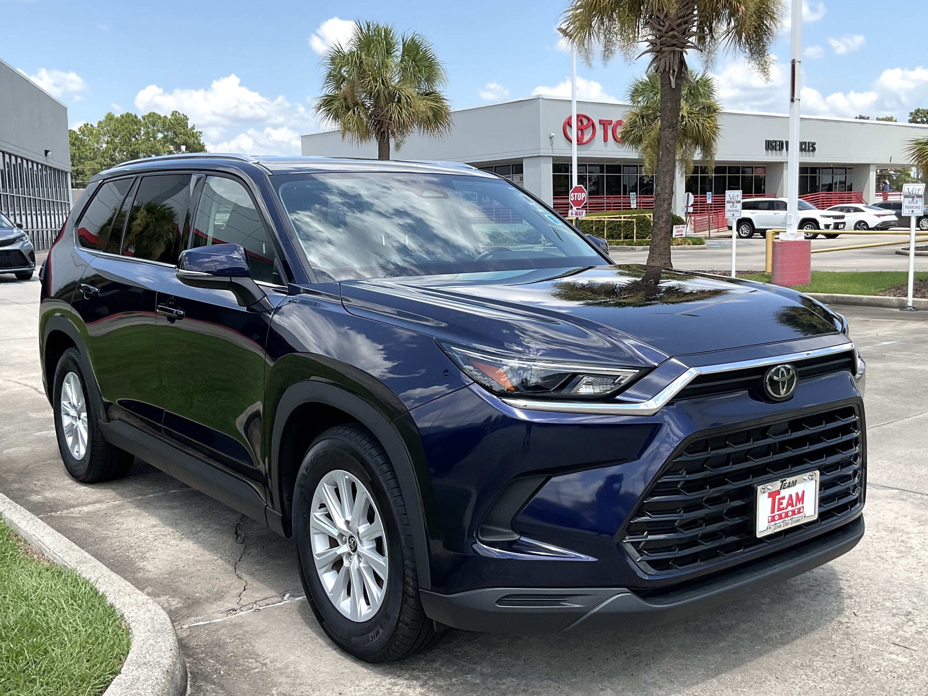 2025 Toyota Grand Highlander LE