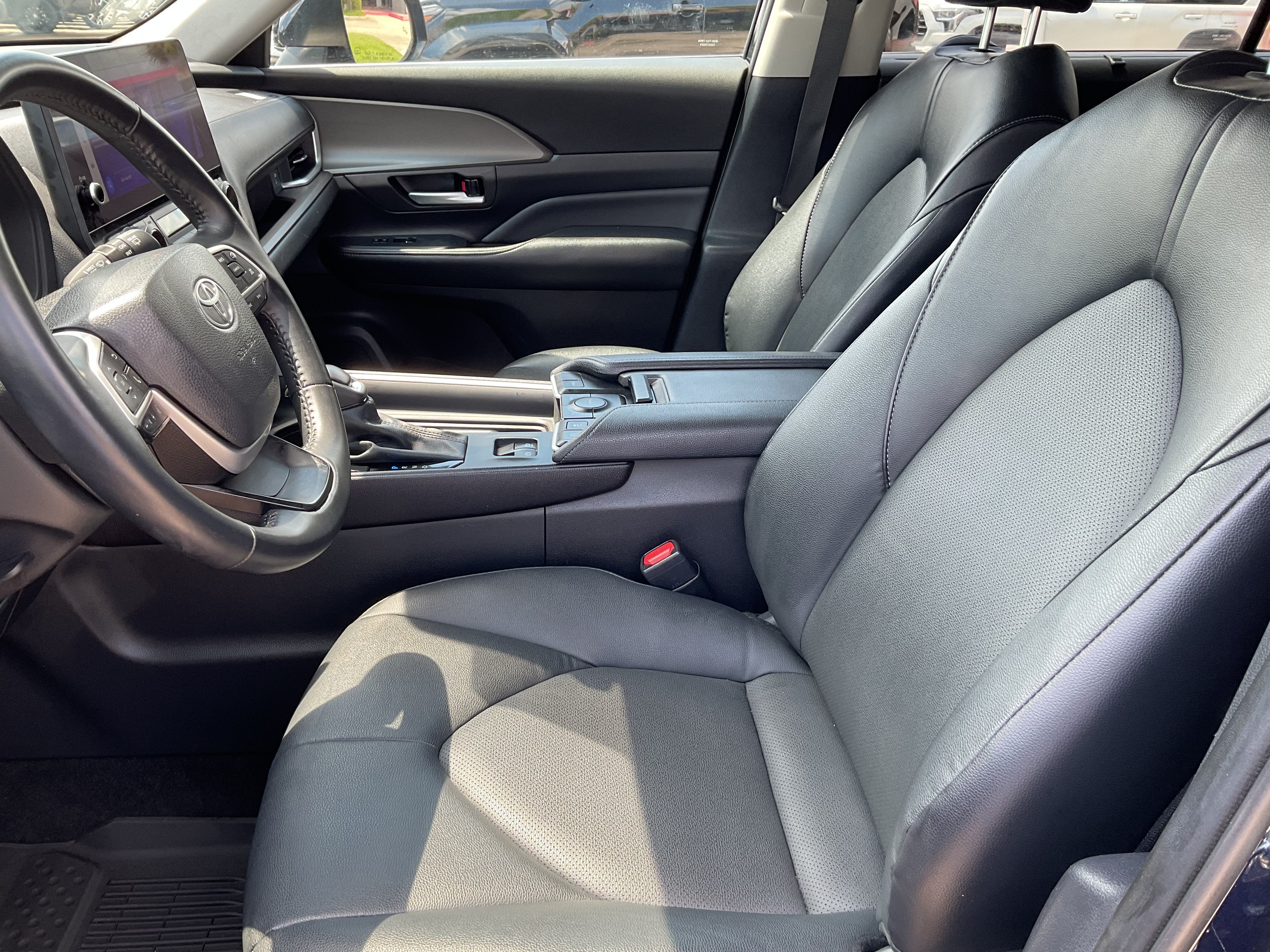 2025 Toyota Grand Highlander LE