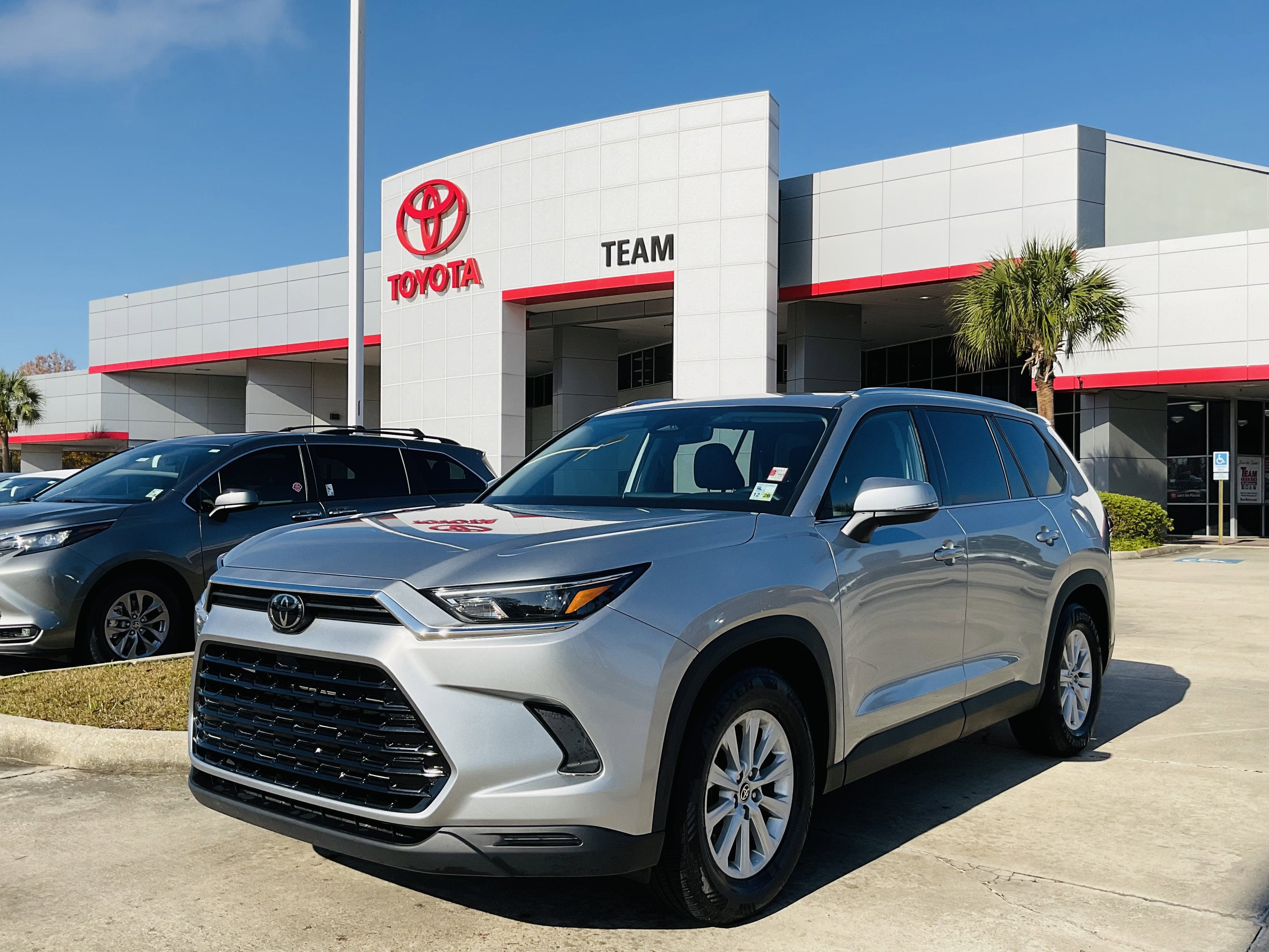 2024 Toyota GRAND HIGHLANDER XLE