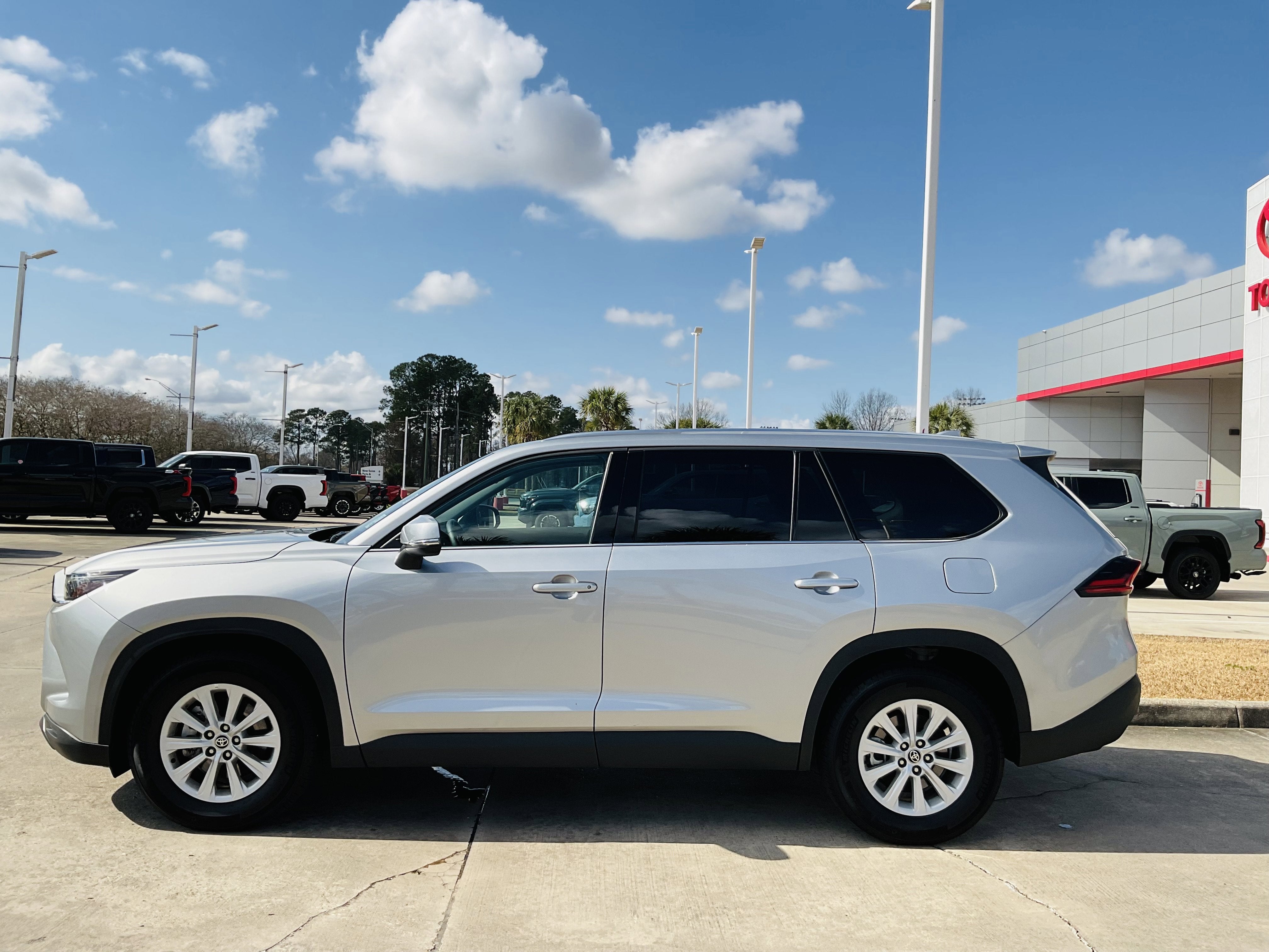 2025 Toyota GRAND HIGHLANDER XLE