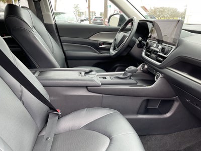 2025 Toyota GRAND HIGHLANDER XLE