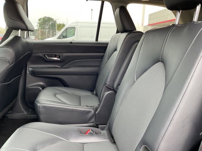 2025 Toyota GRAND HIGHLANDER XLE