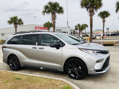 2025 Toyota SIENNA XSE XSE