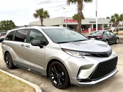 2025 Toyota SIENNA XSE XSE