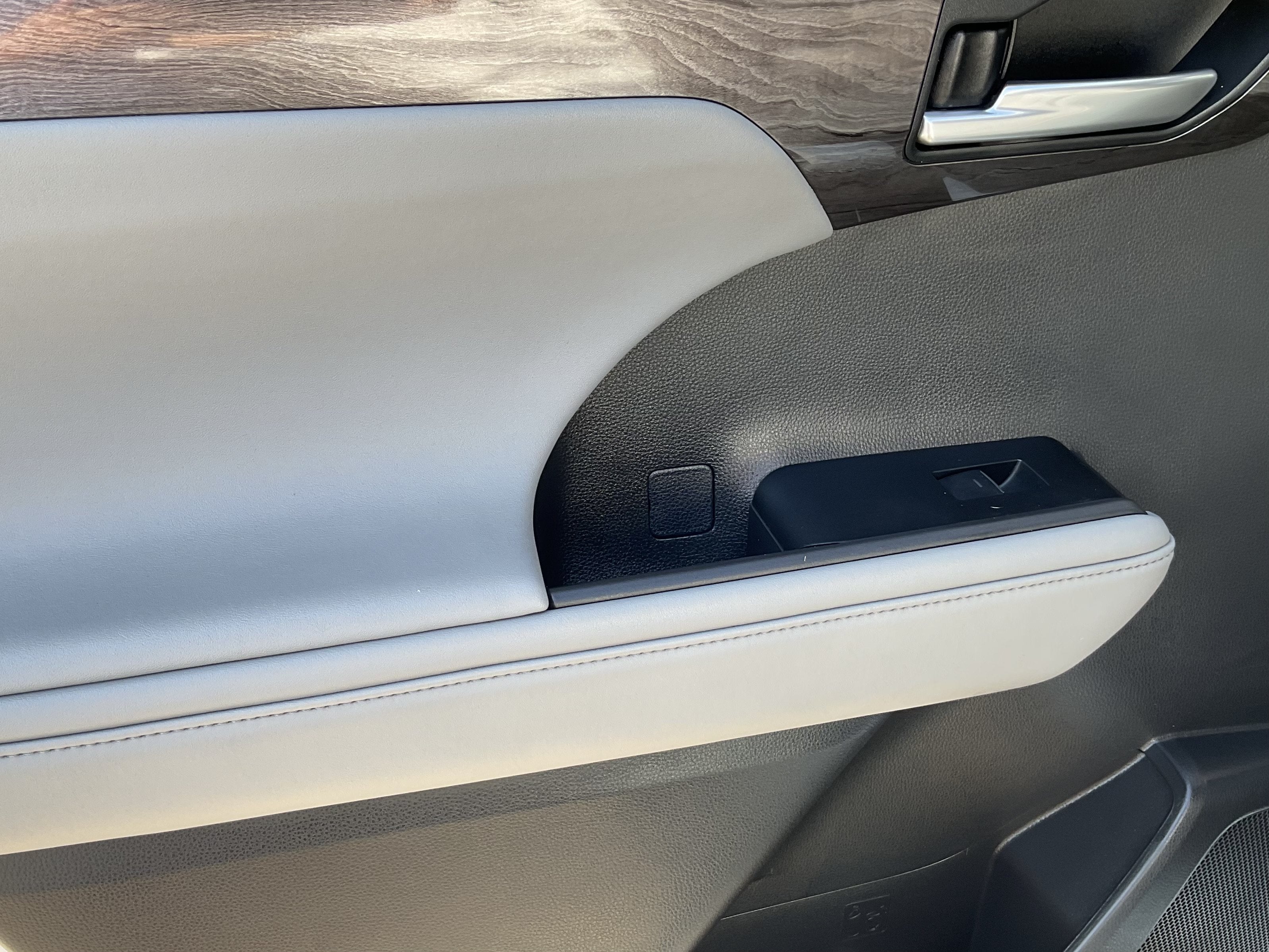 2021 Toyota Highlander Hybrid Hybrid Platinum