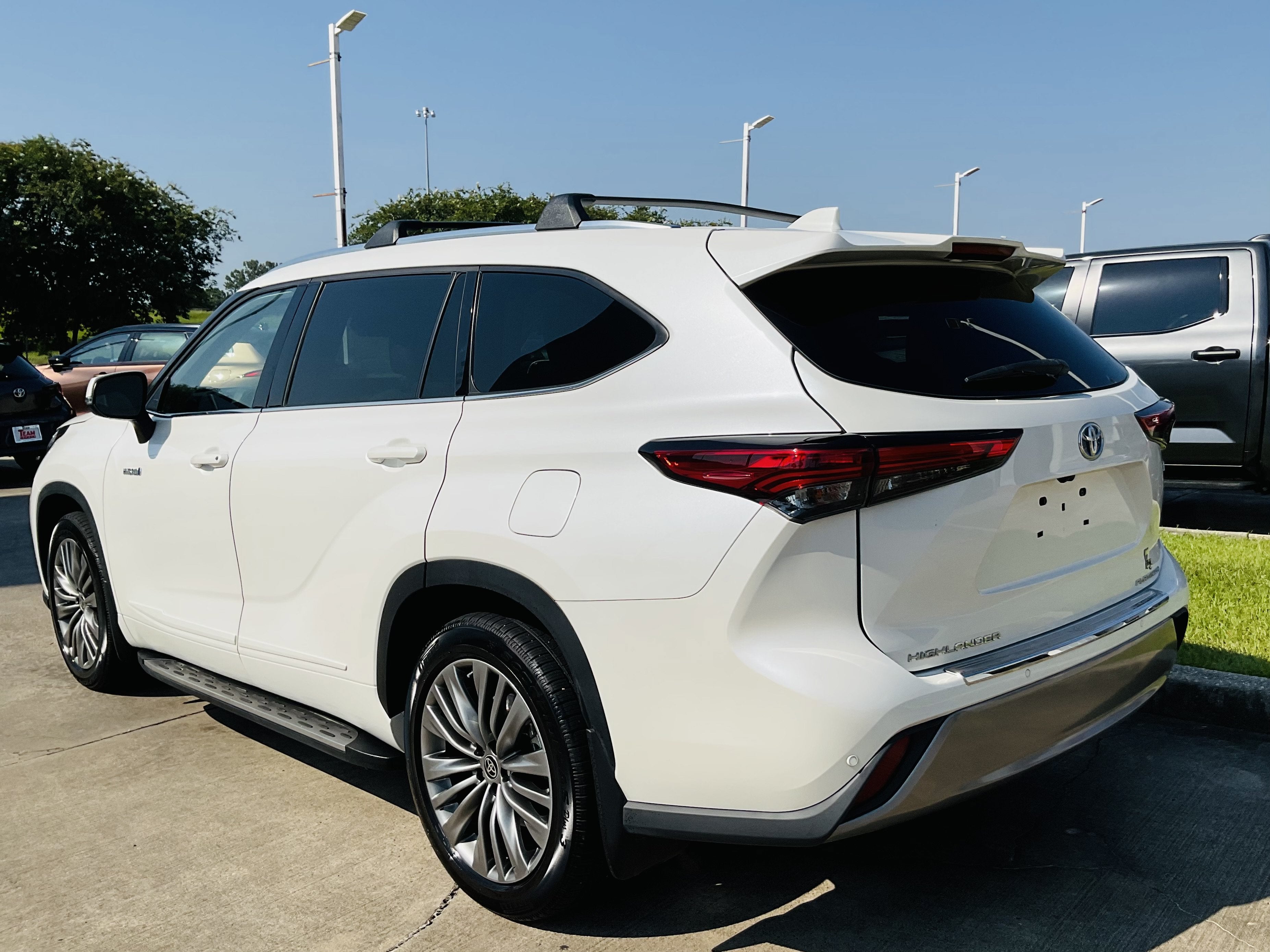 2021 Toyota Highlander Hybrid Hybrid Platinum
