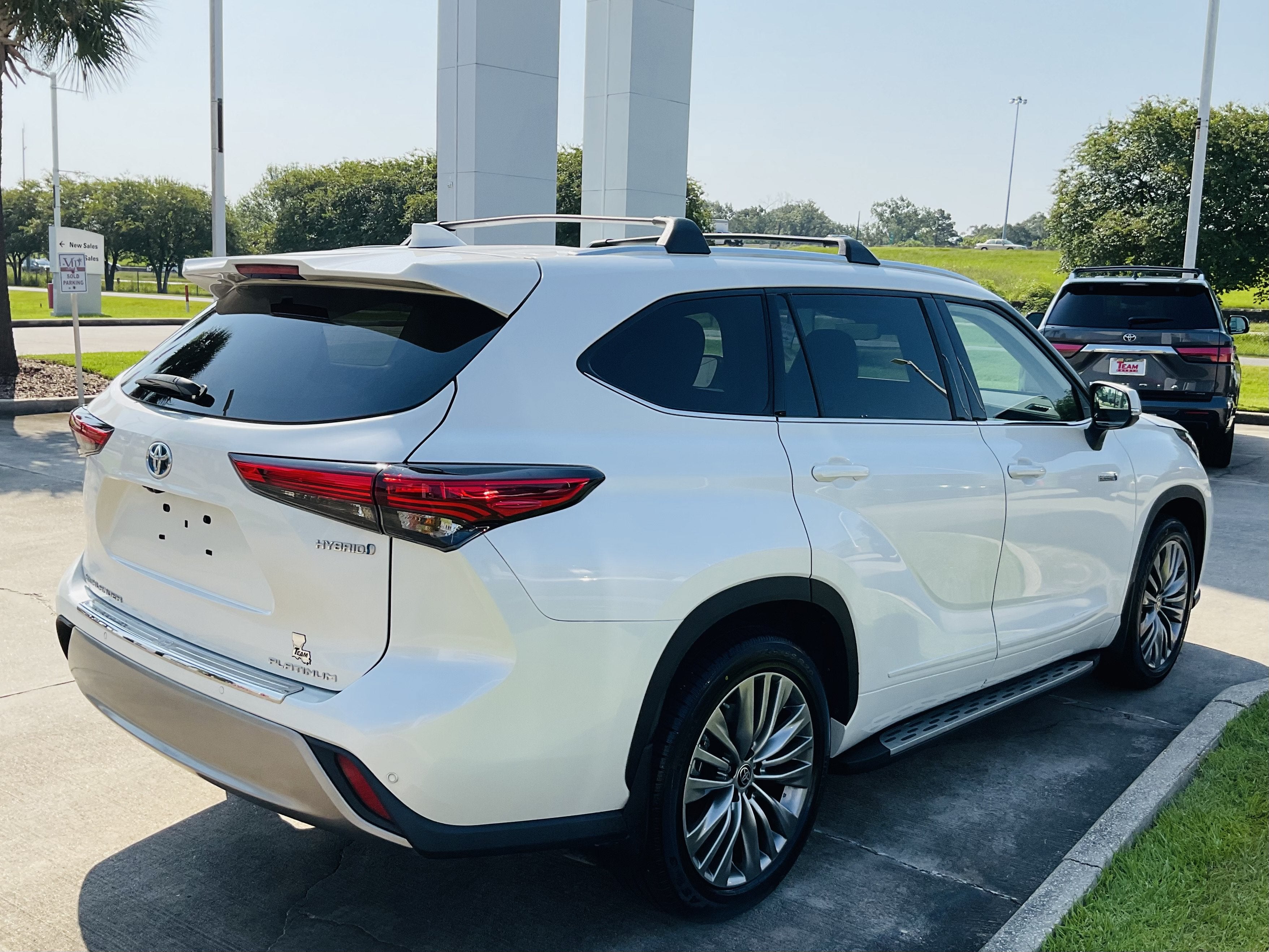 2021 Toyota Highlander Hybrid Hybrid Platinum