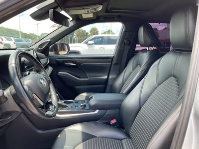 2021 Toyota Highlander XSE