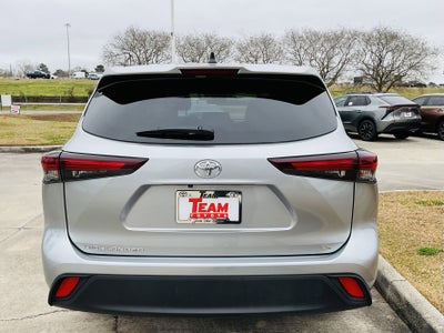 2025 Toyota HIGHLANDER LE