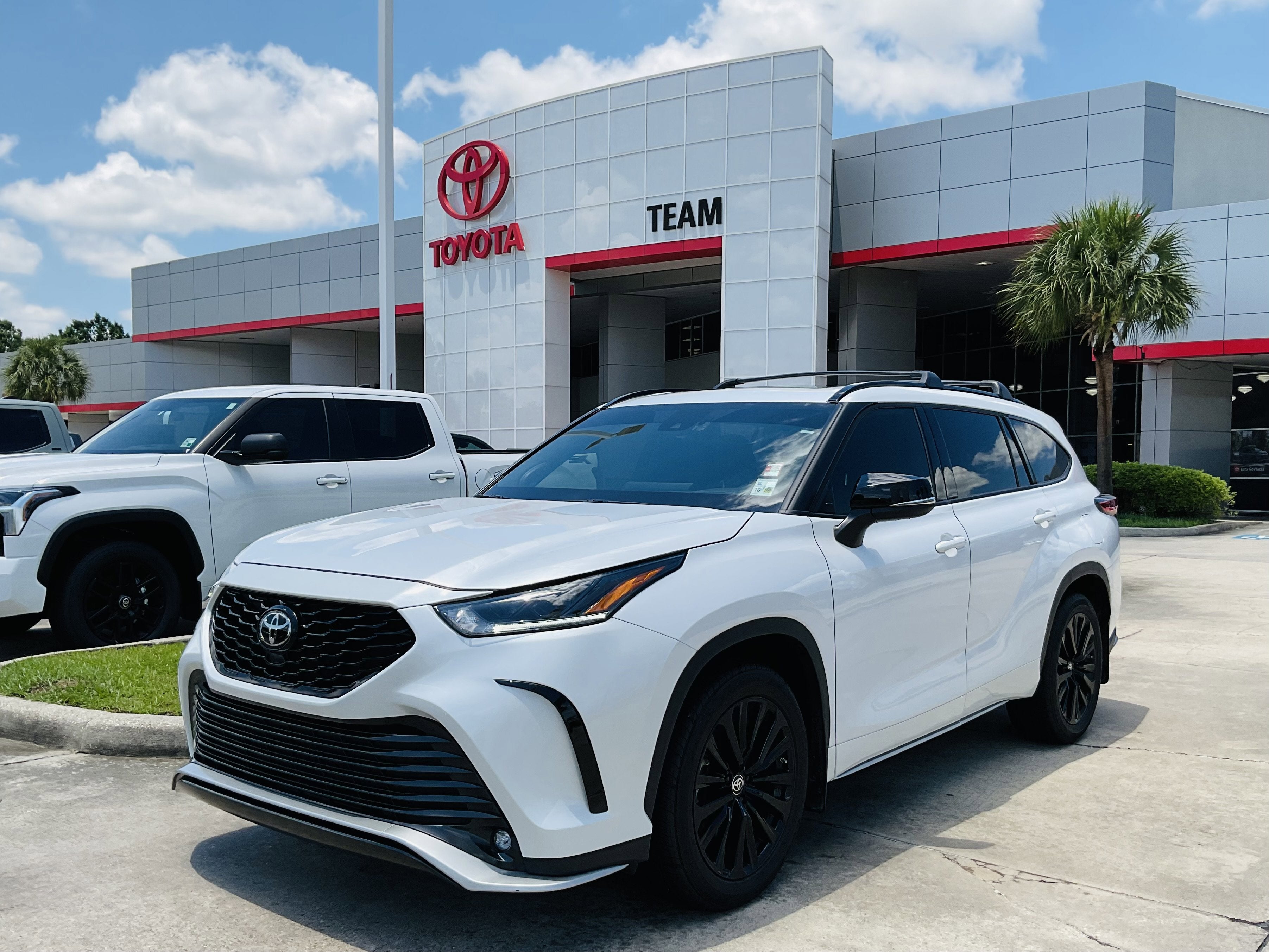 2023 Toyota HIGHLANDER XSE