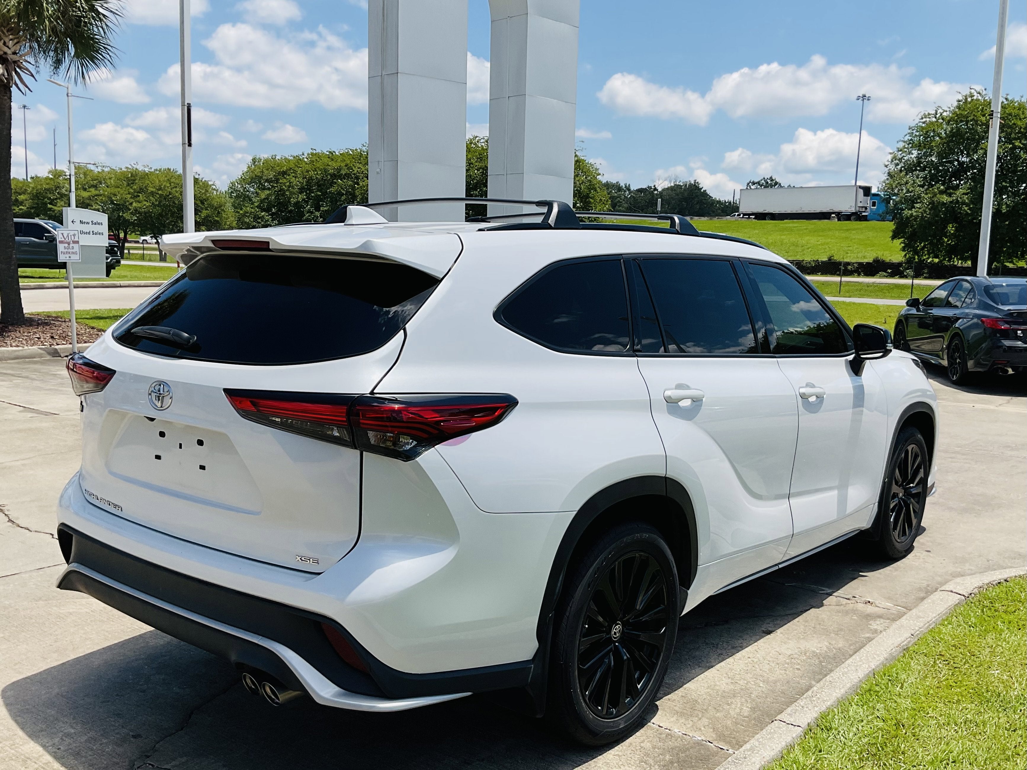 2023 Toyota HIGHLANDER XSE