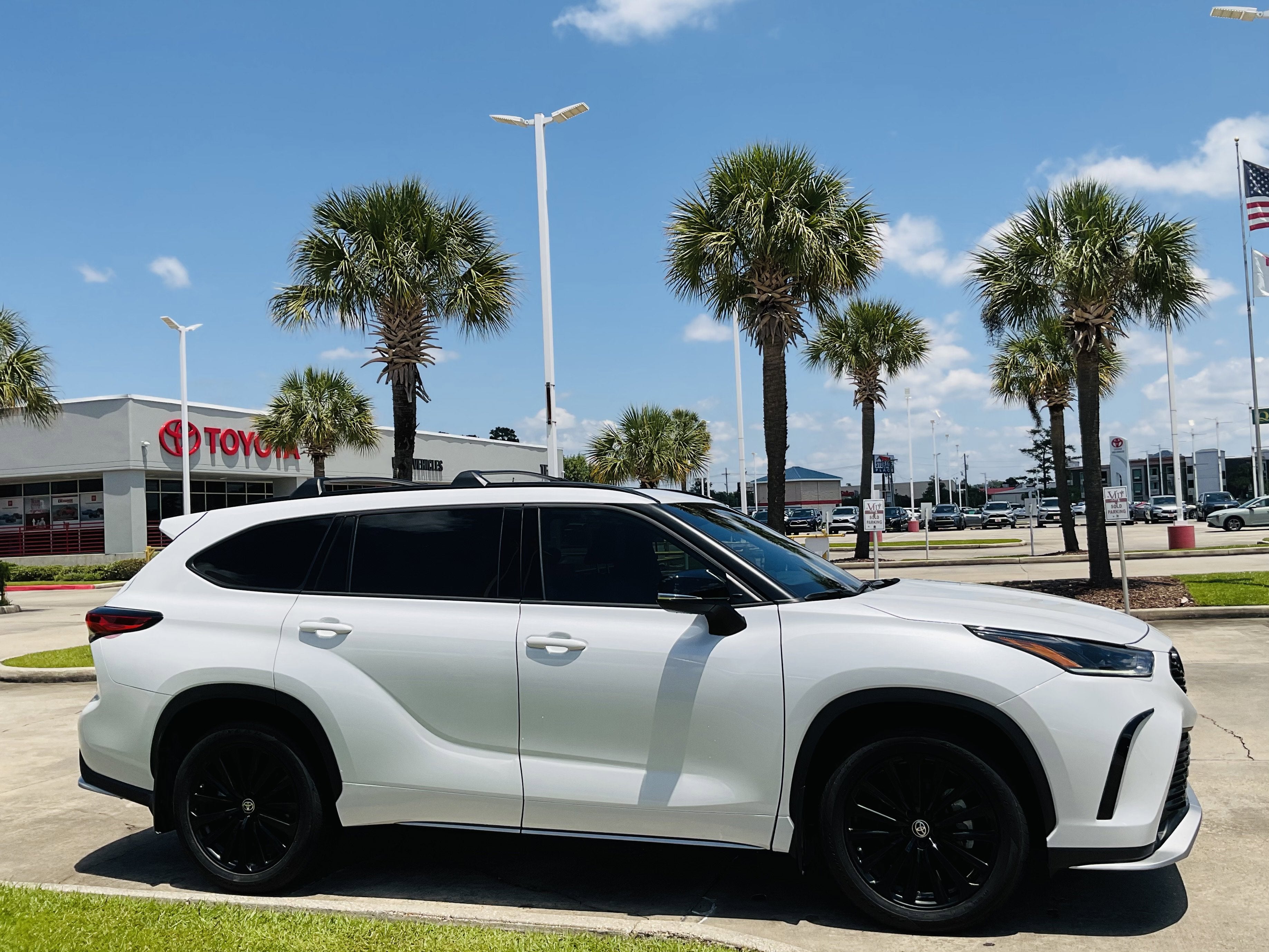 2023 Toyota HIGHLANDER XSE
