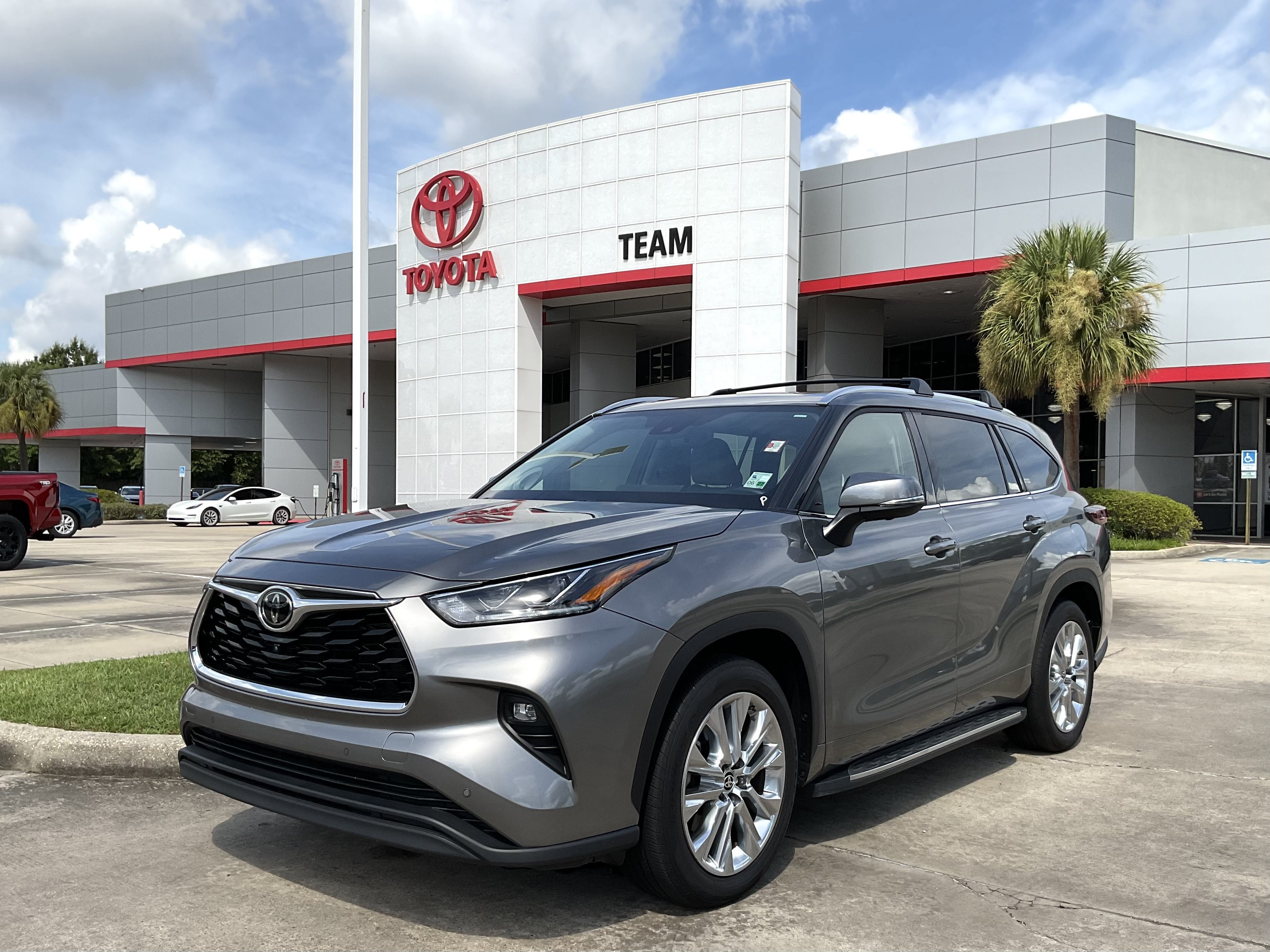 2025 Toyota Highlander Limited