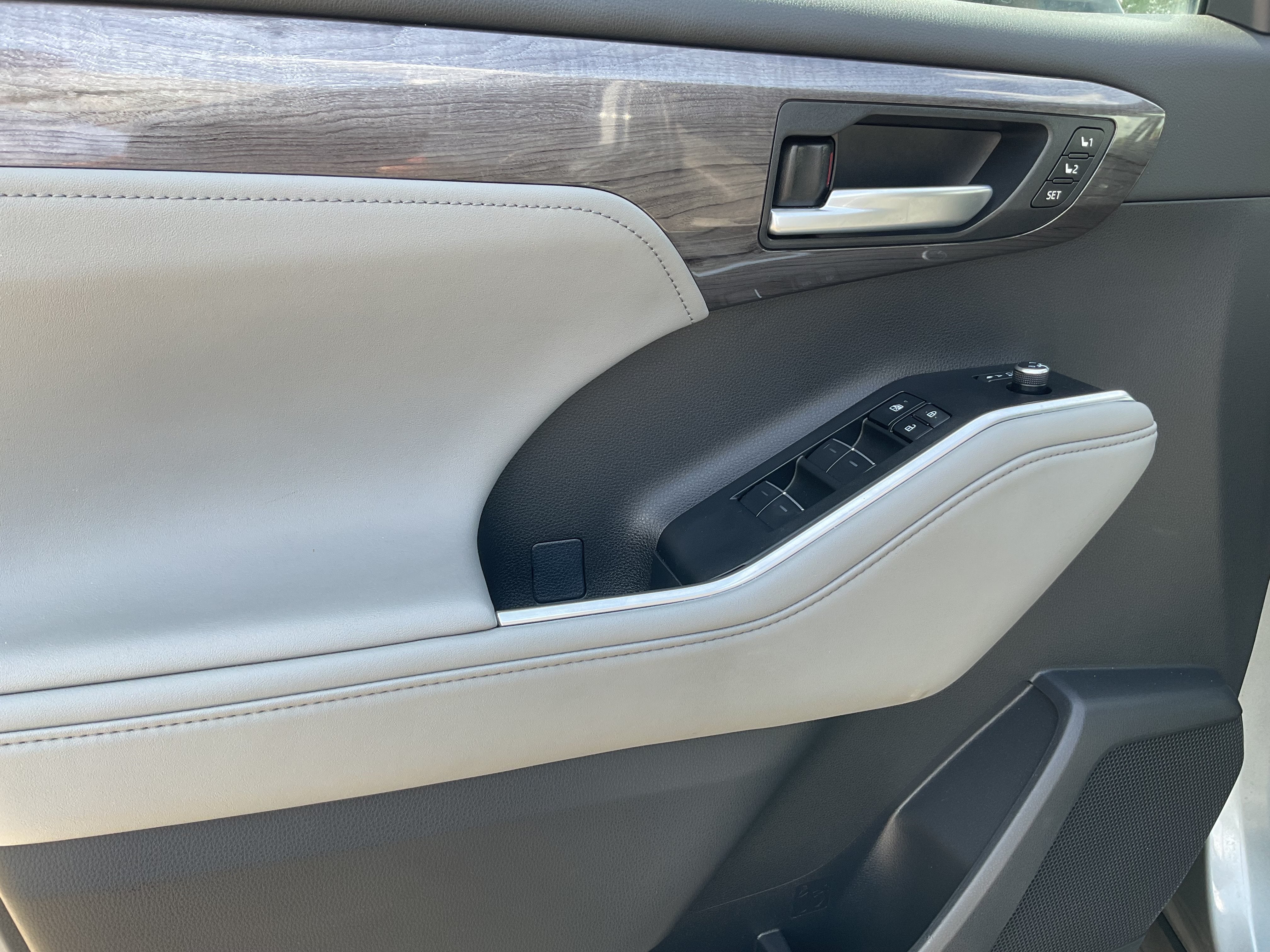2025 Toyota Highlander Limited