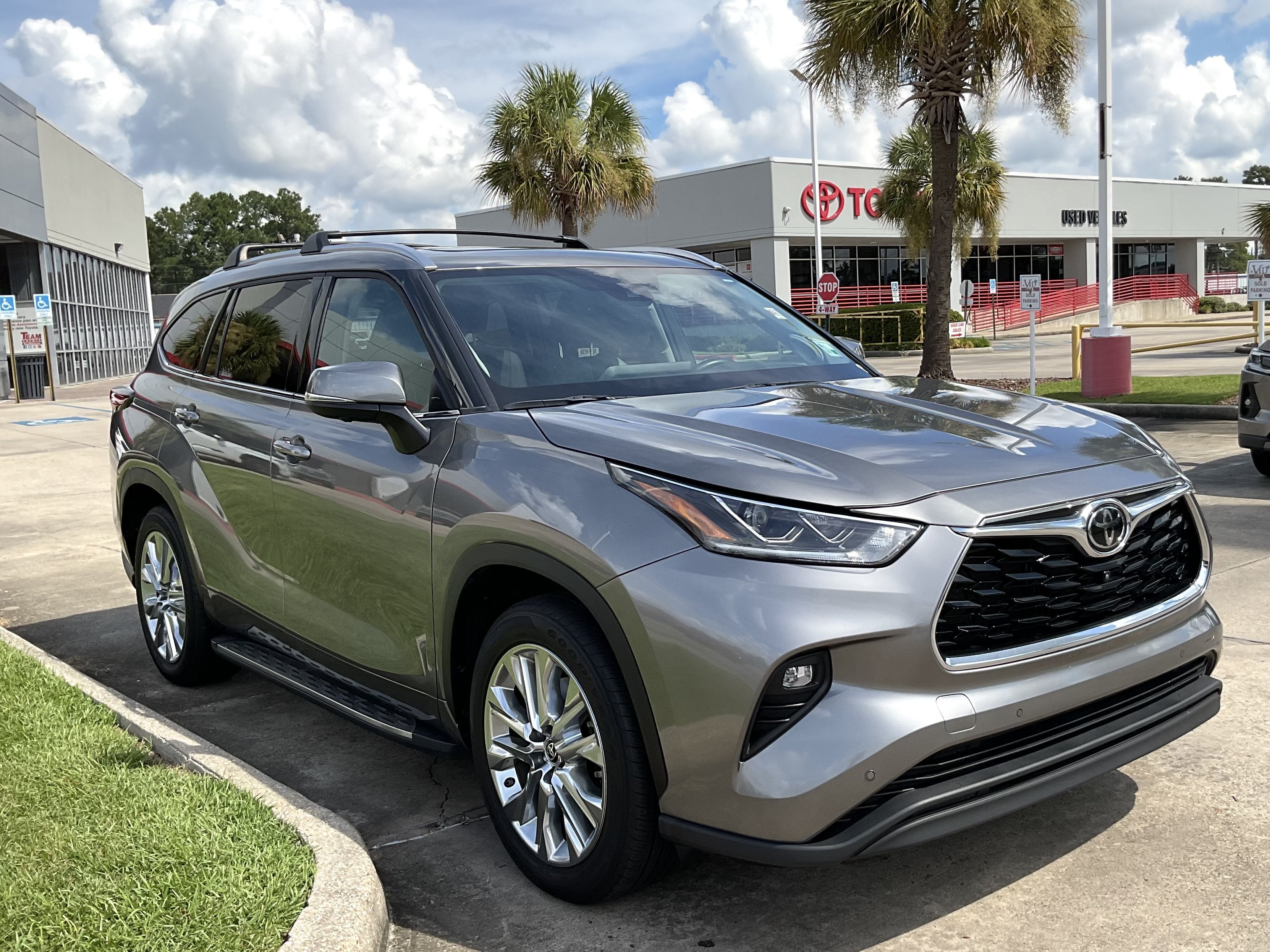 2025 Toyota Highlander Limited