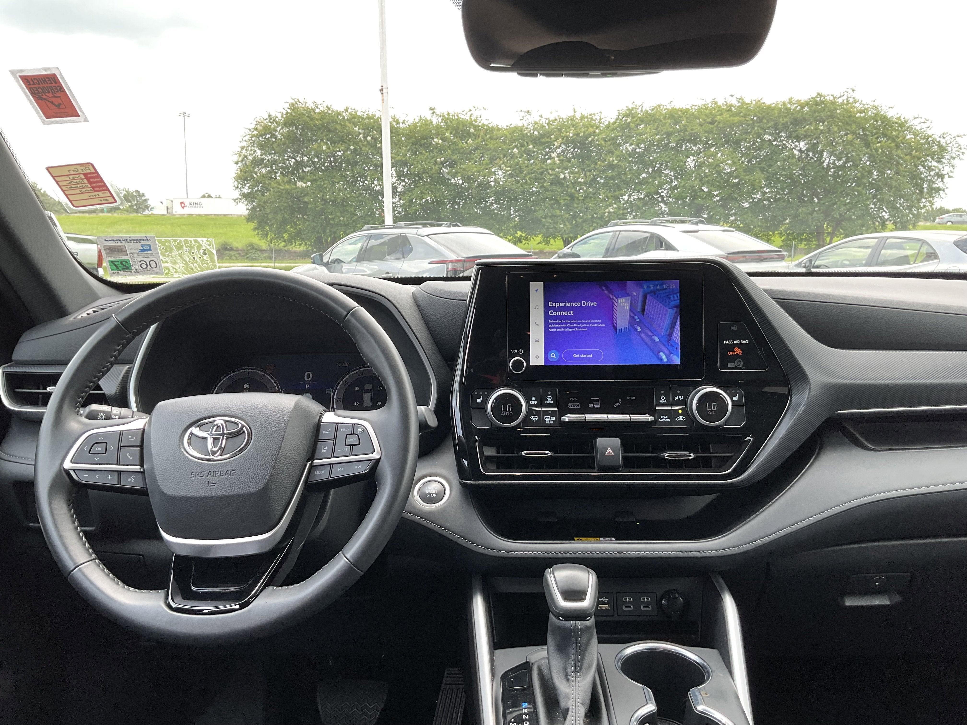 2025 Toyota Highlander XSE
