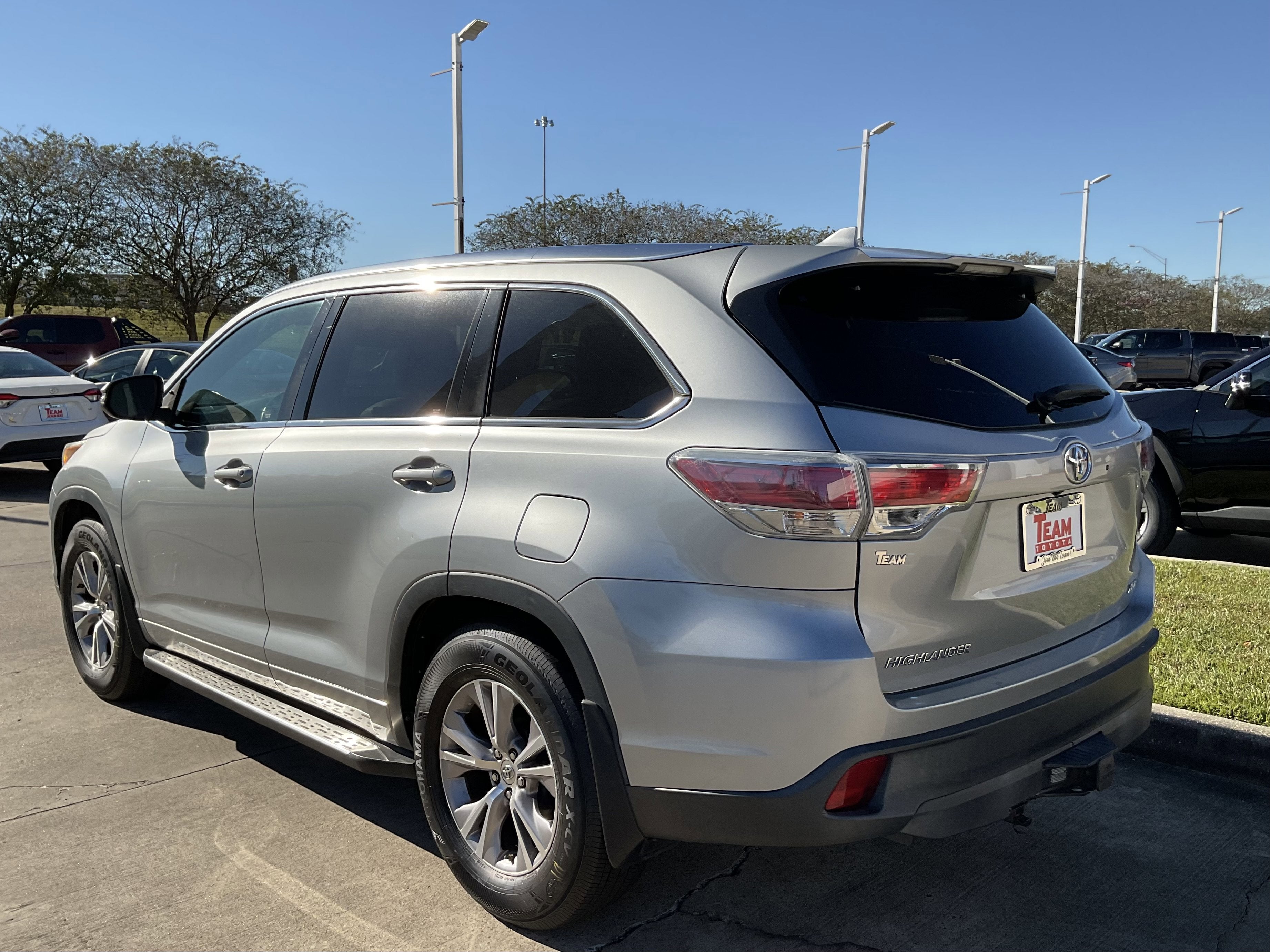 2015 Toyota HIGHLANDER XLE