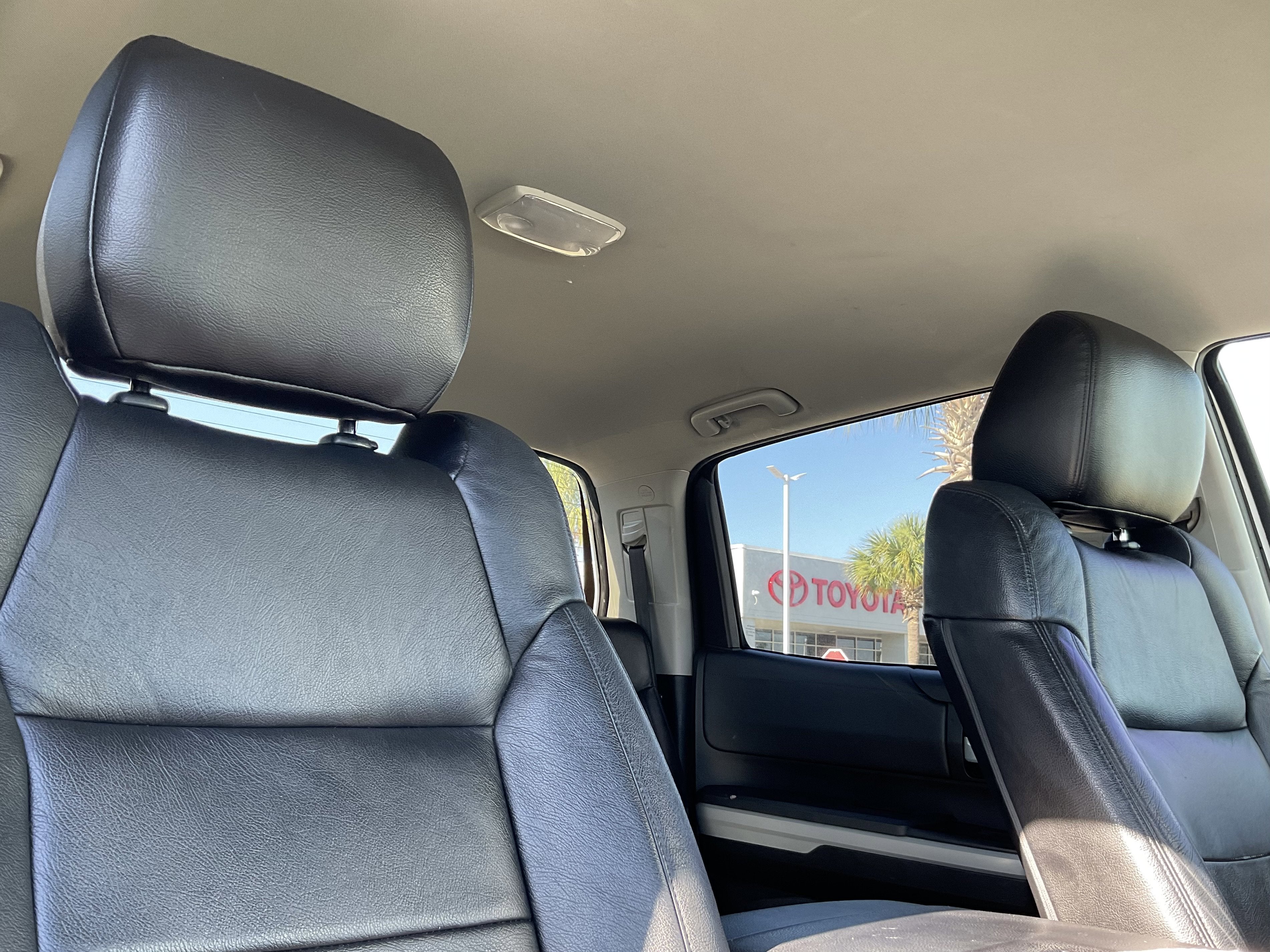 2019 Toyota TUNDRA 4X4 SR5