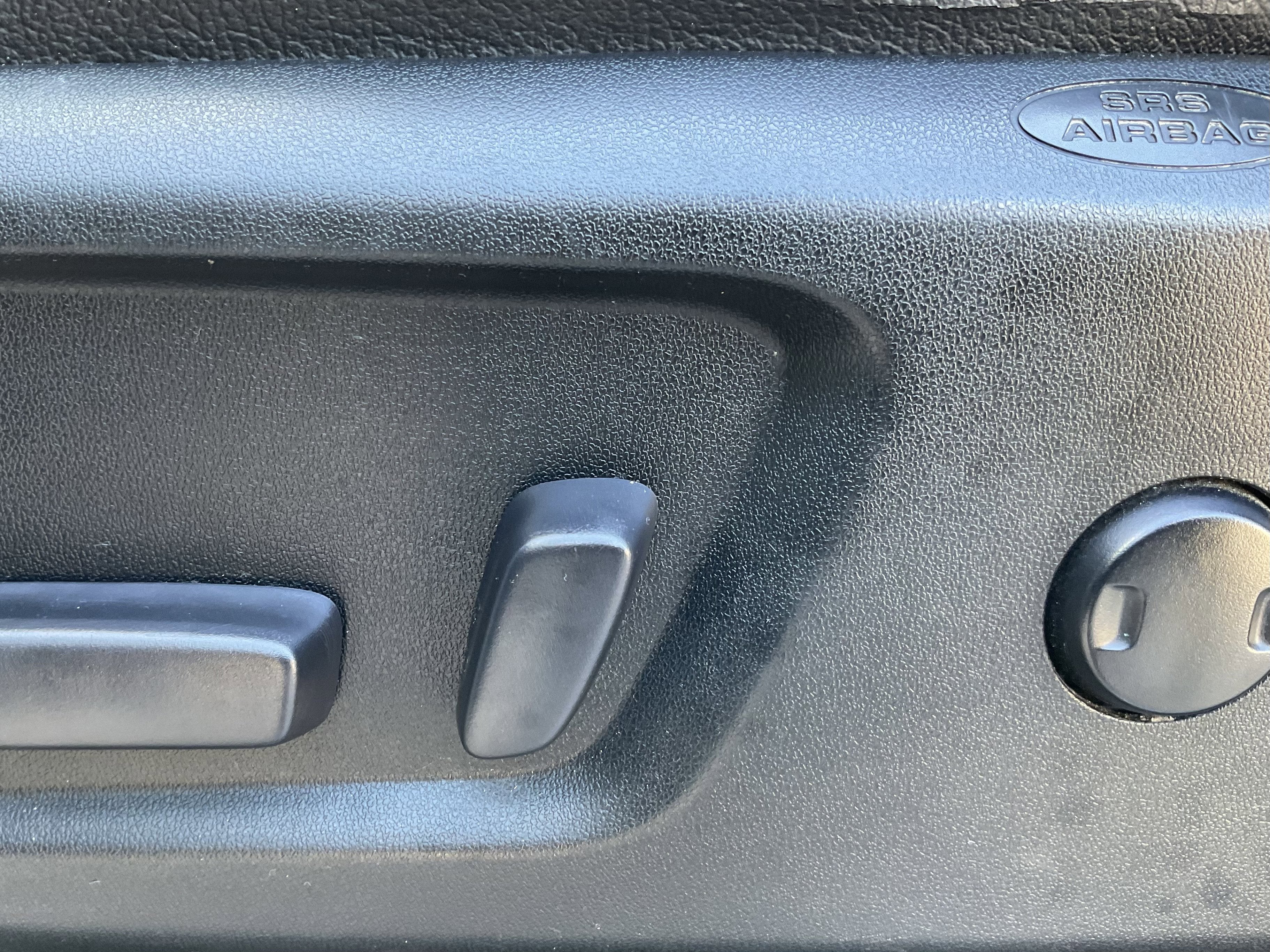 2019 Toyota TUNDRA 4X4 SR5