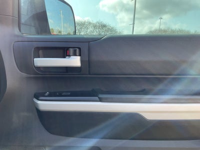 2020 Toyota TUNDRA 4X2 SR5