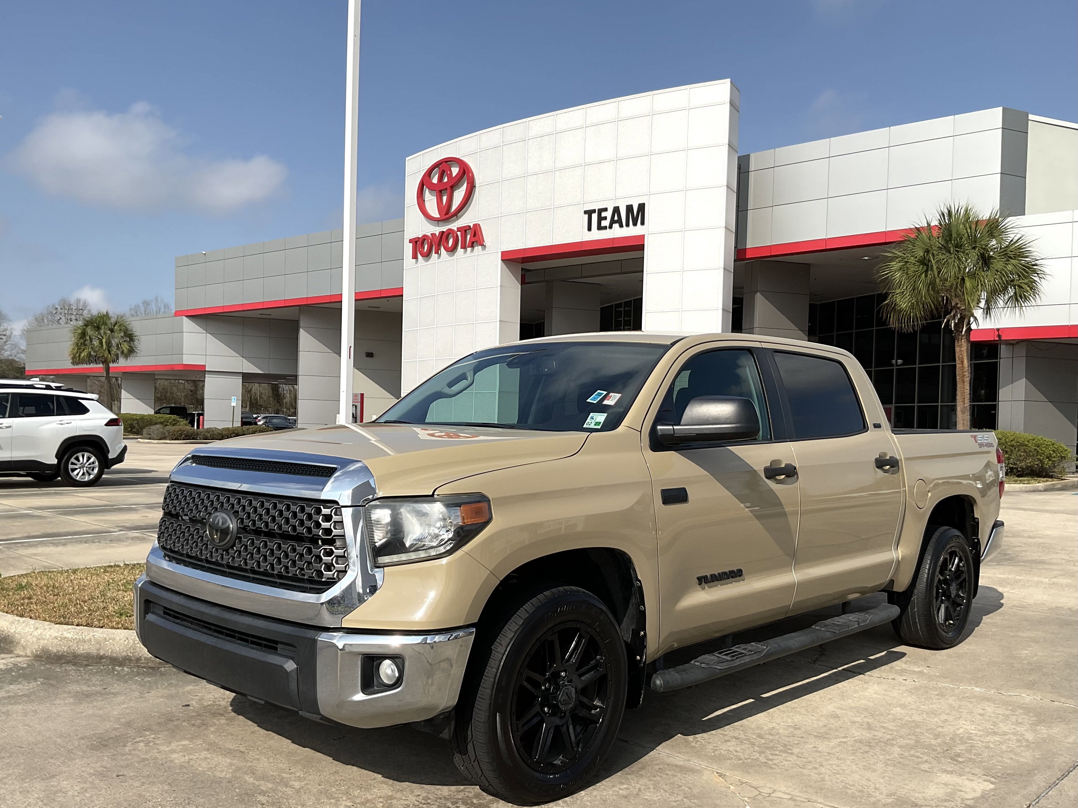 2020 Toyota TUNDRA 4X2 SR5