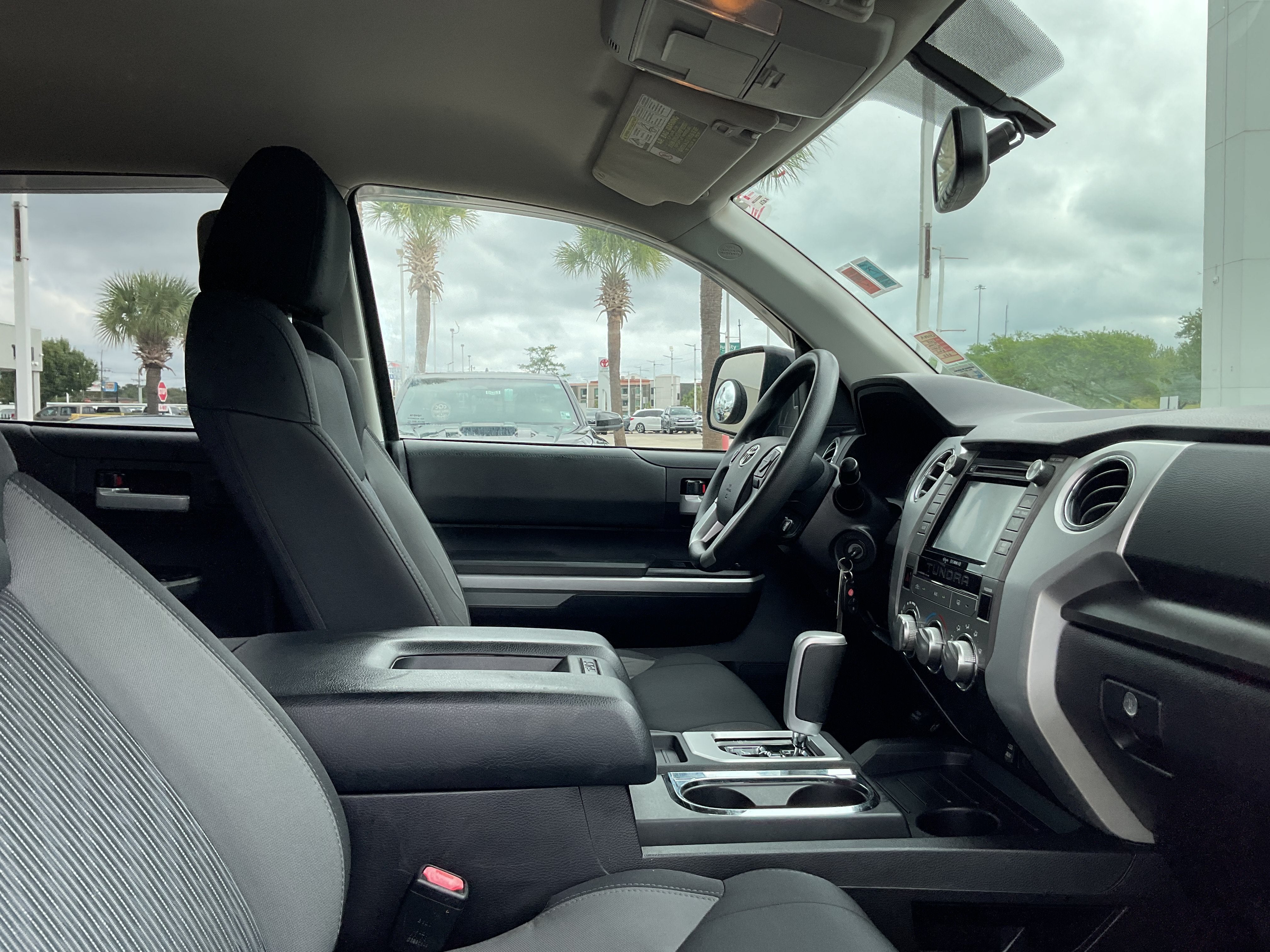 2015 Toyota TUNDRA 4X2 SR5