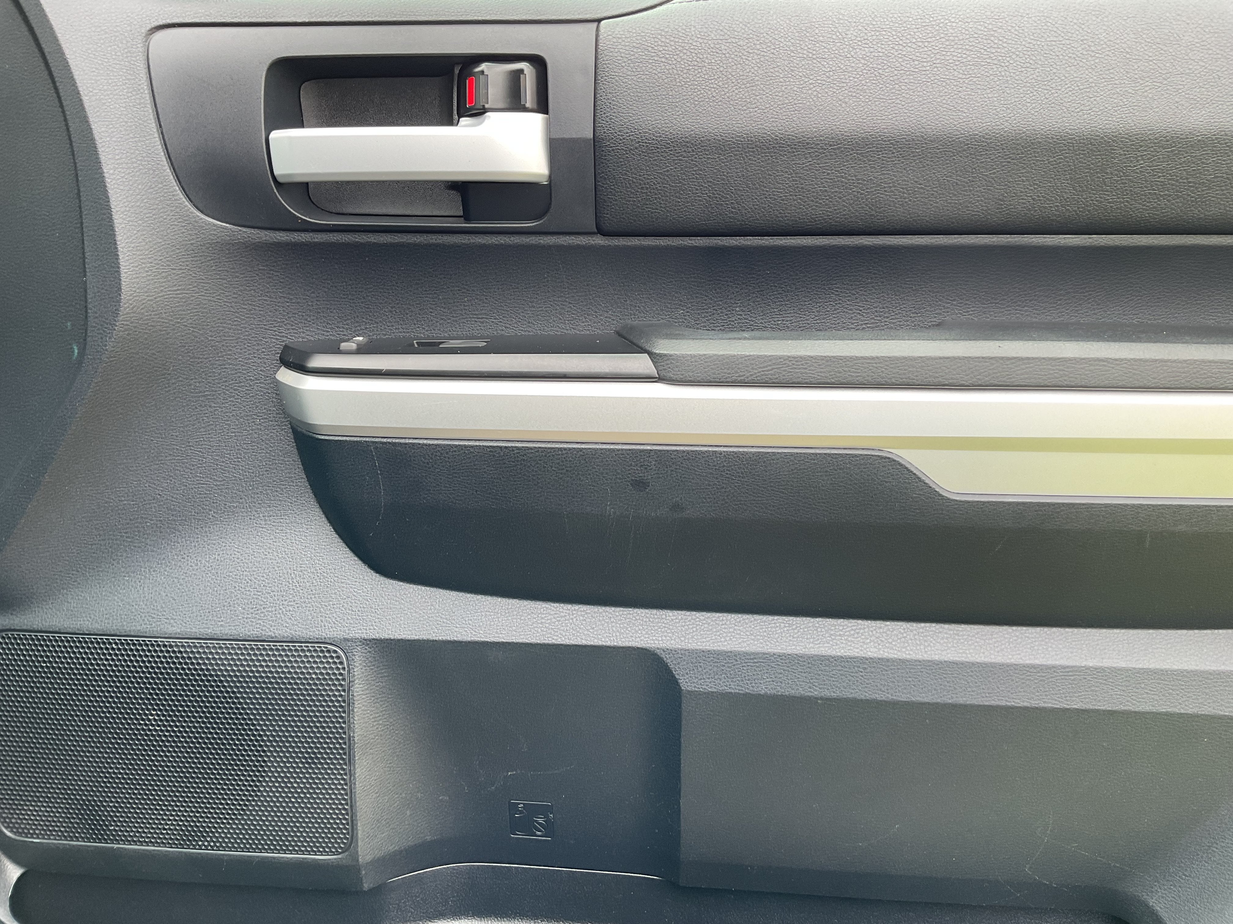 2015 Toyota TUNDRA 4X2 SR5