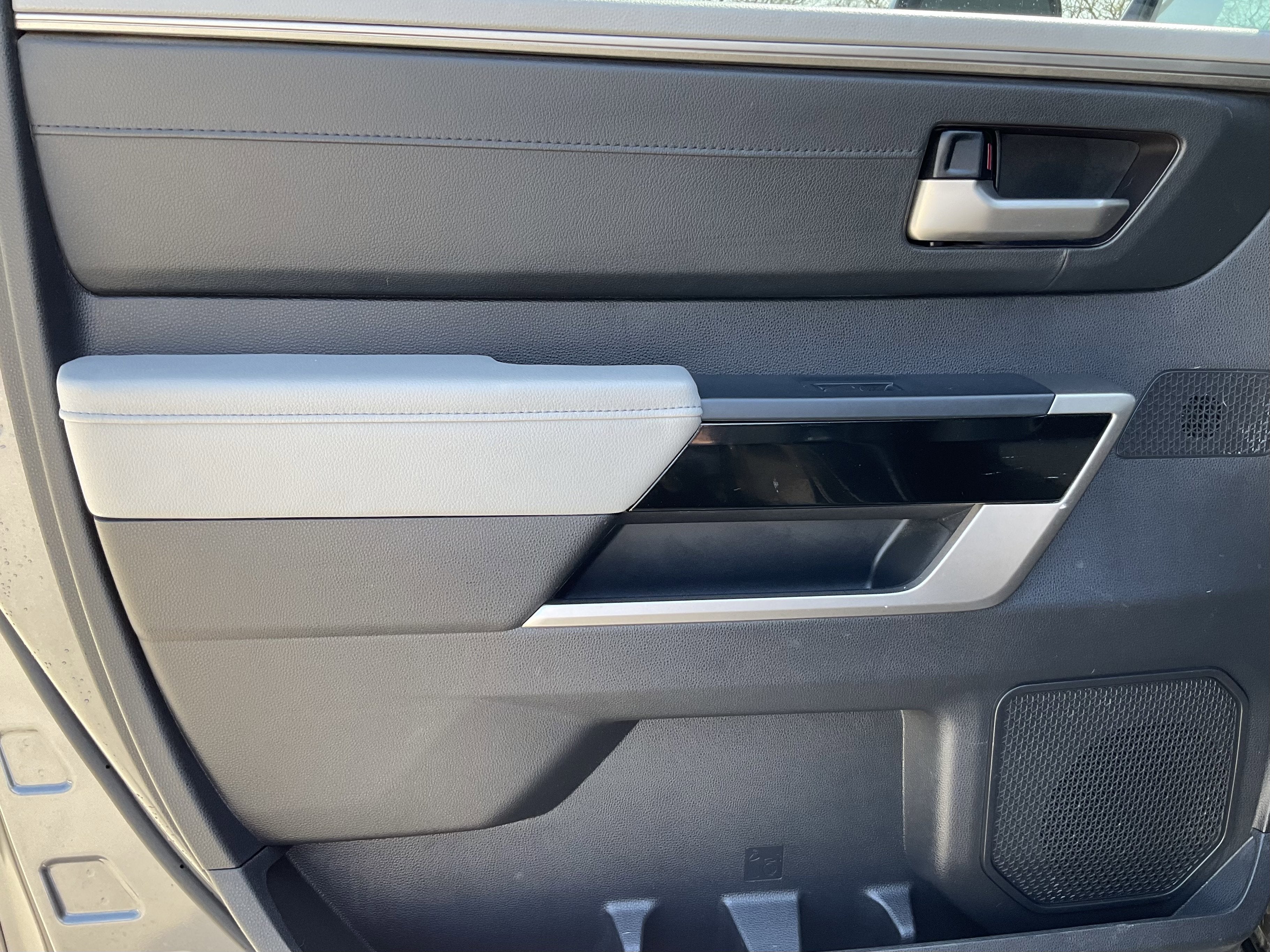 2022 Toyota Tundra 4WD Limited