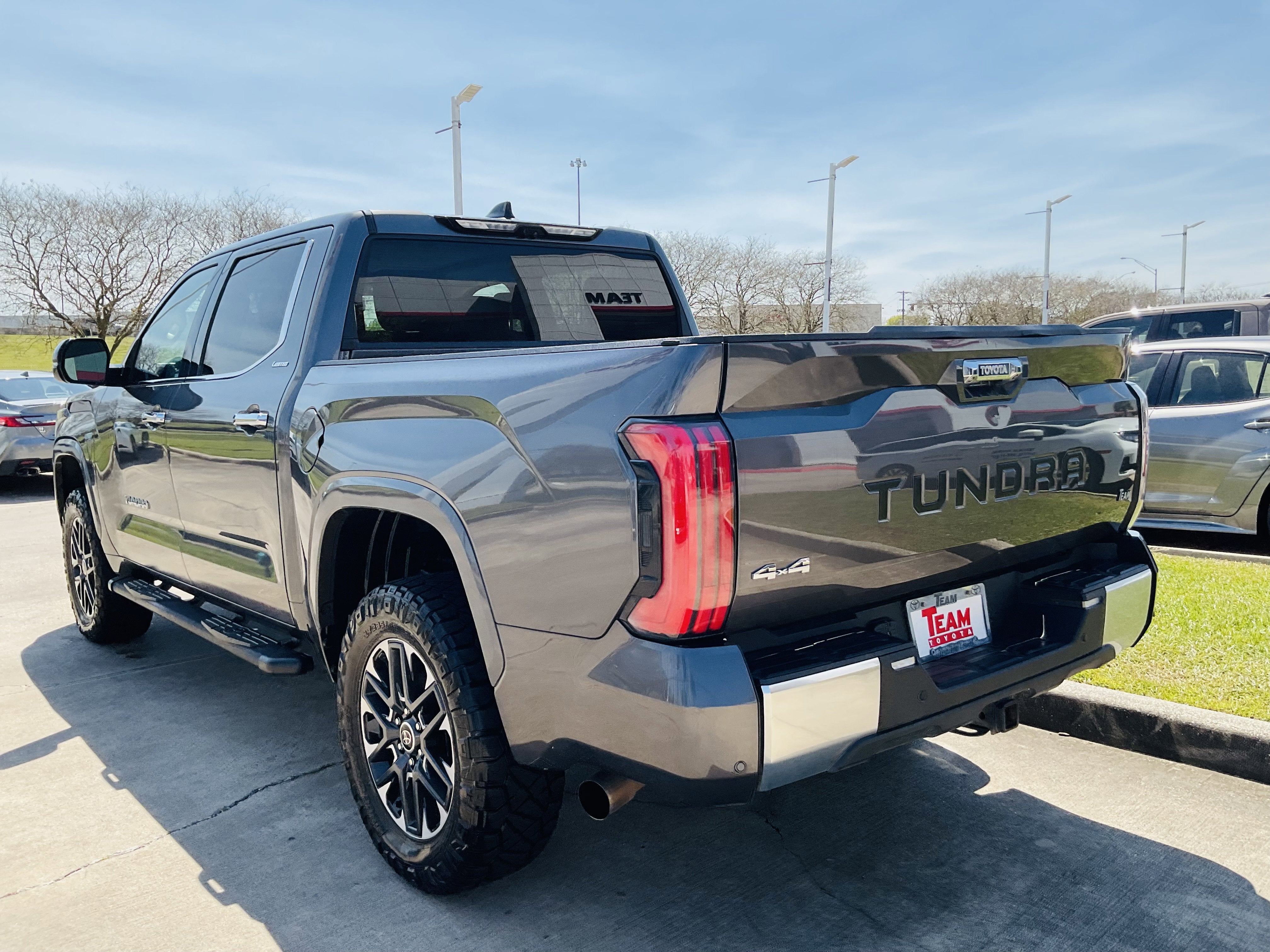 2022 Toyota Tundra 4WD Limited