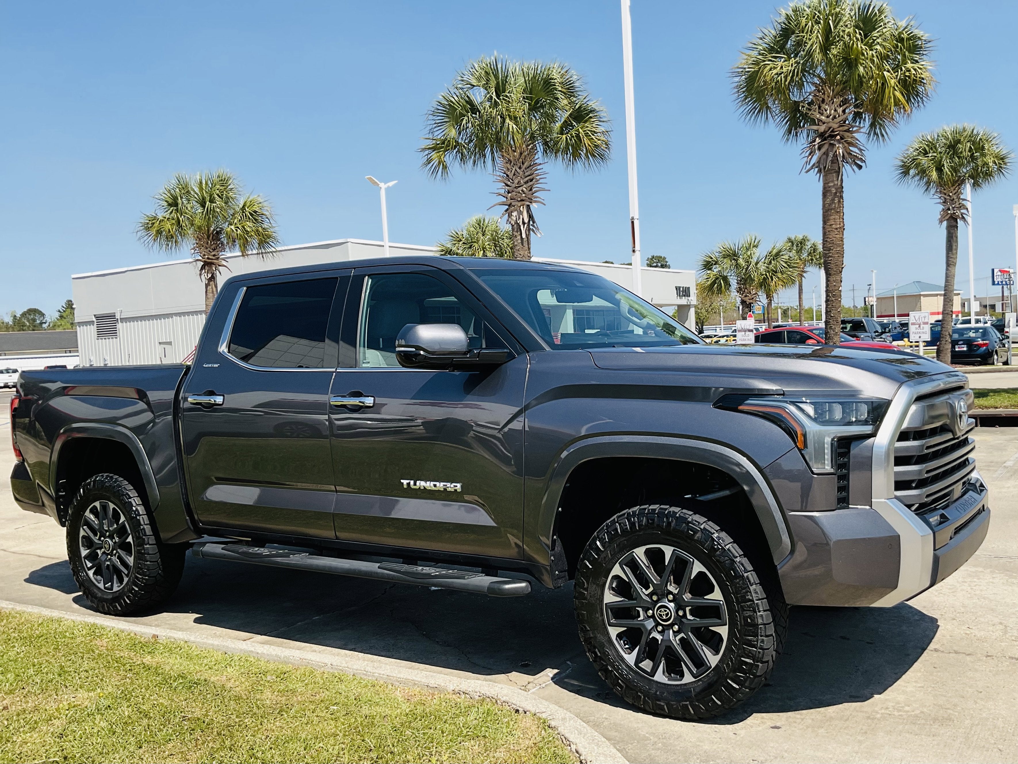 2022 Toyota Tundra 4WD Limited
