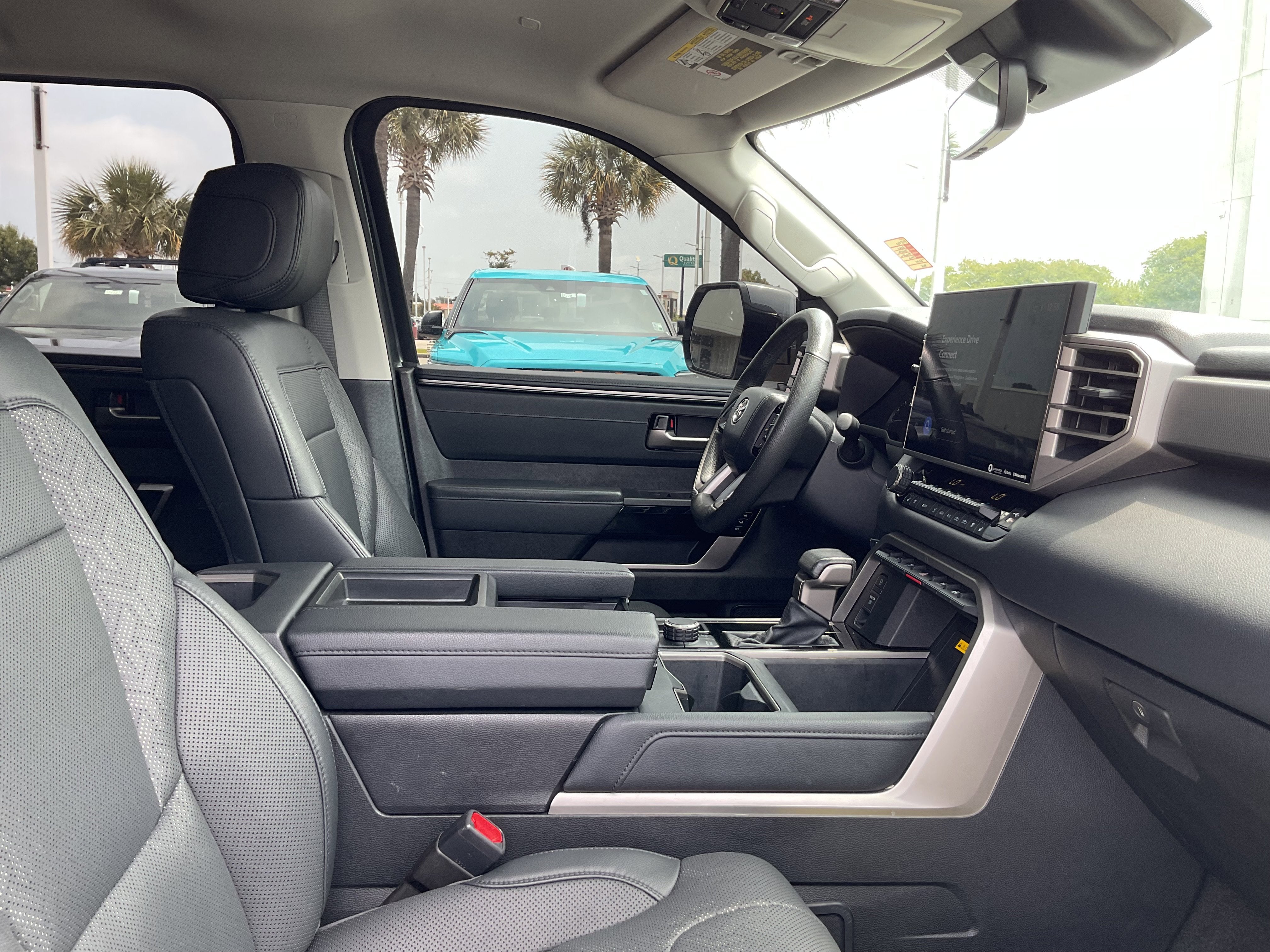 2023 Toyota TUNDRA 4X4 Limited