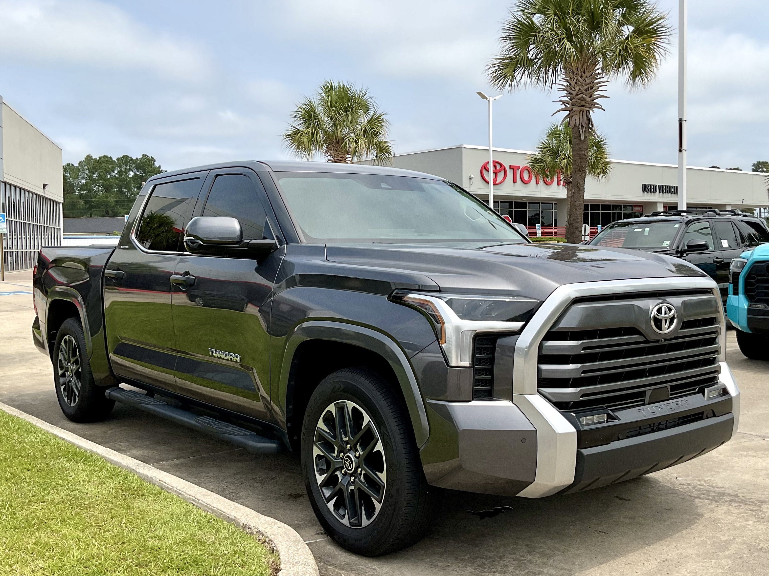 2023 Toyota TUNDRA 4X4 Limited