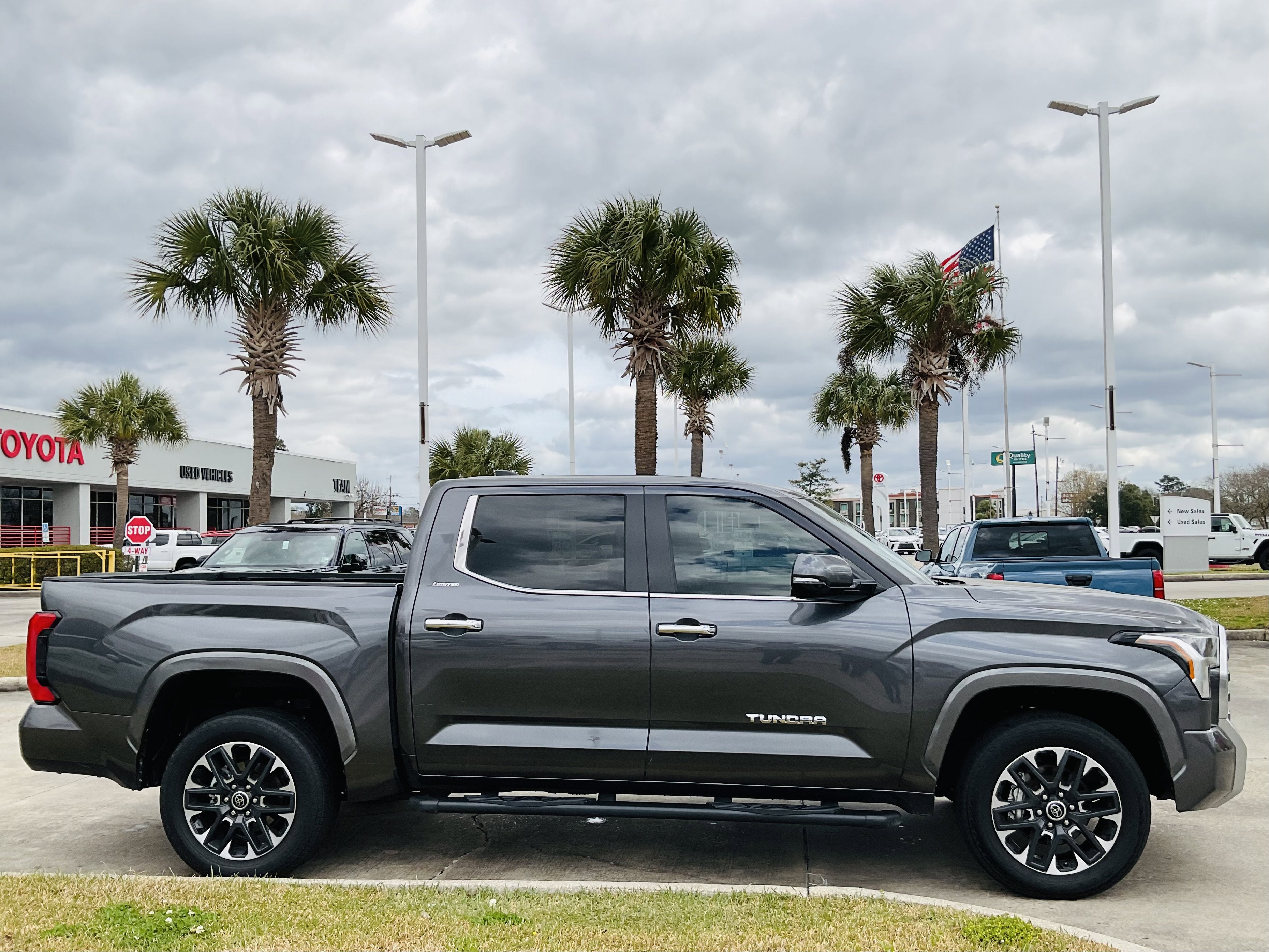 2024 Toyota TUNDRA 4X4 Limited