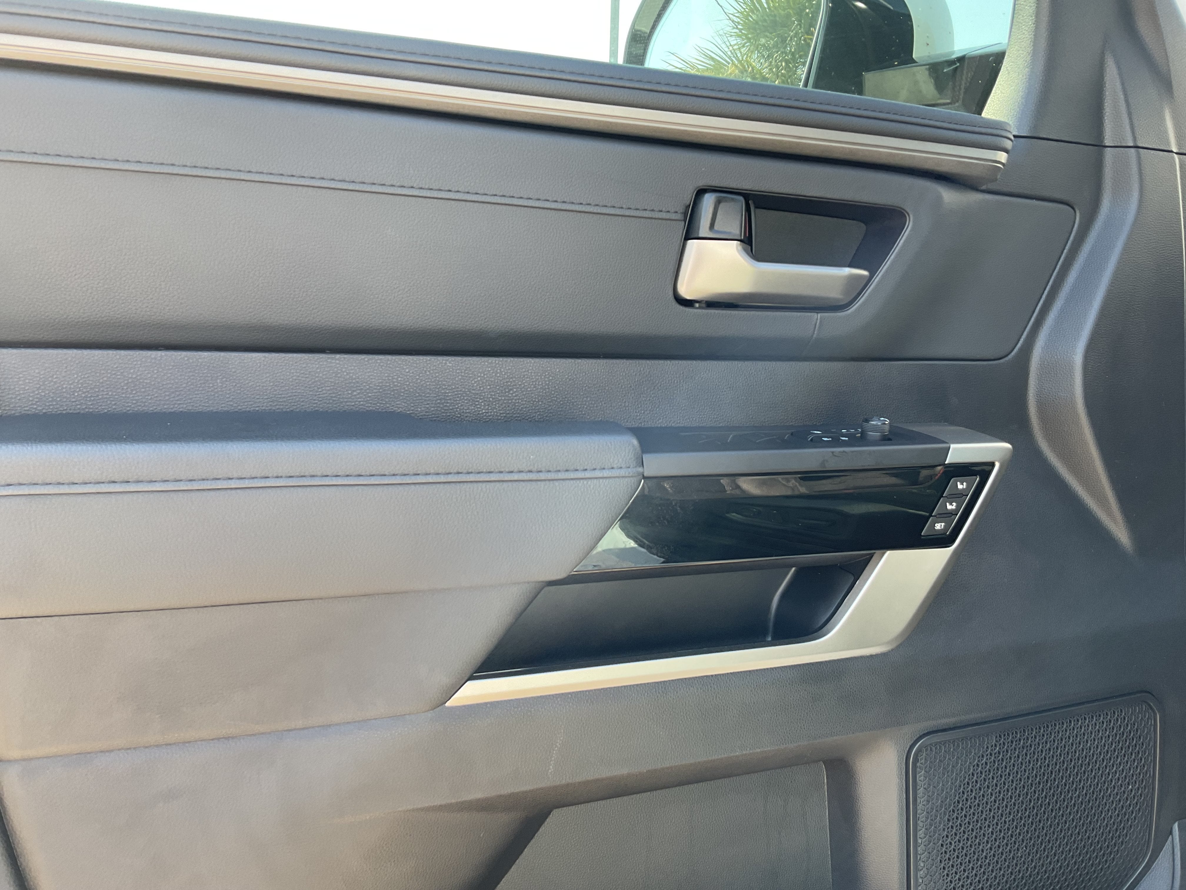 2023 Toyota Tundra i-FORCE MAX Limited Hybrid